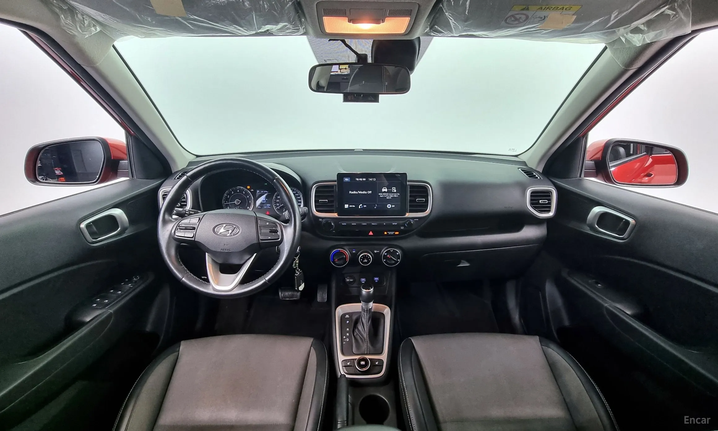 Hyundai Venue превью 4