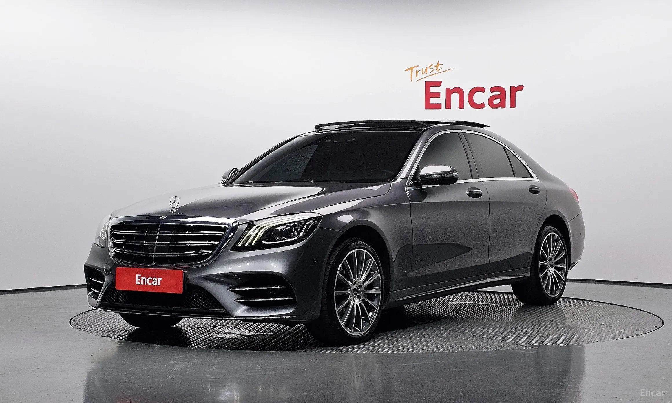 Mercedes Benz S-Class W222
