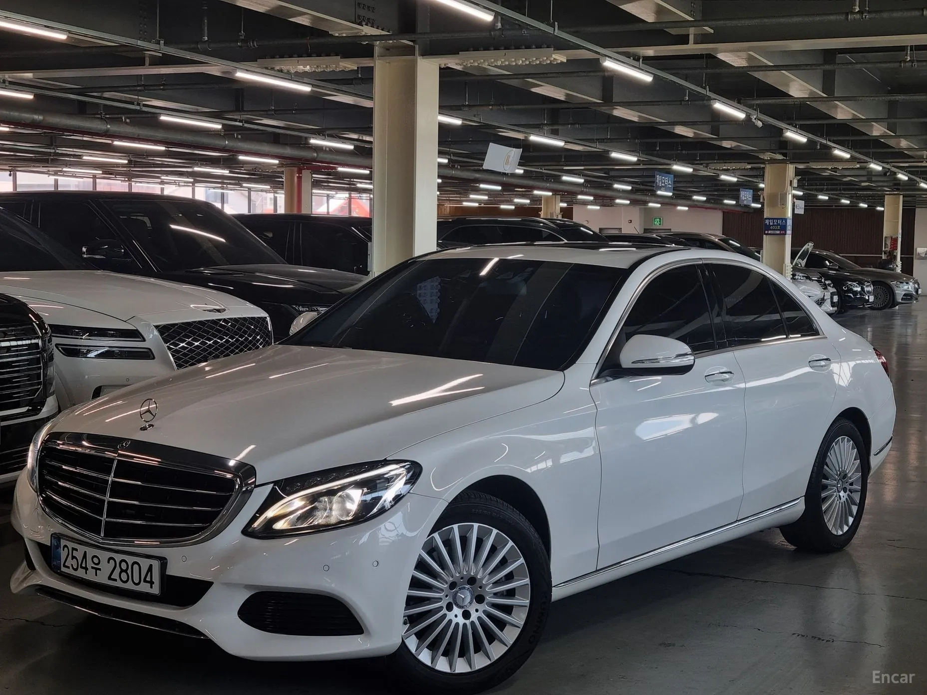 Mercedes Benz C-Class W205