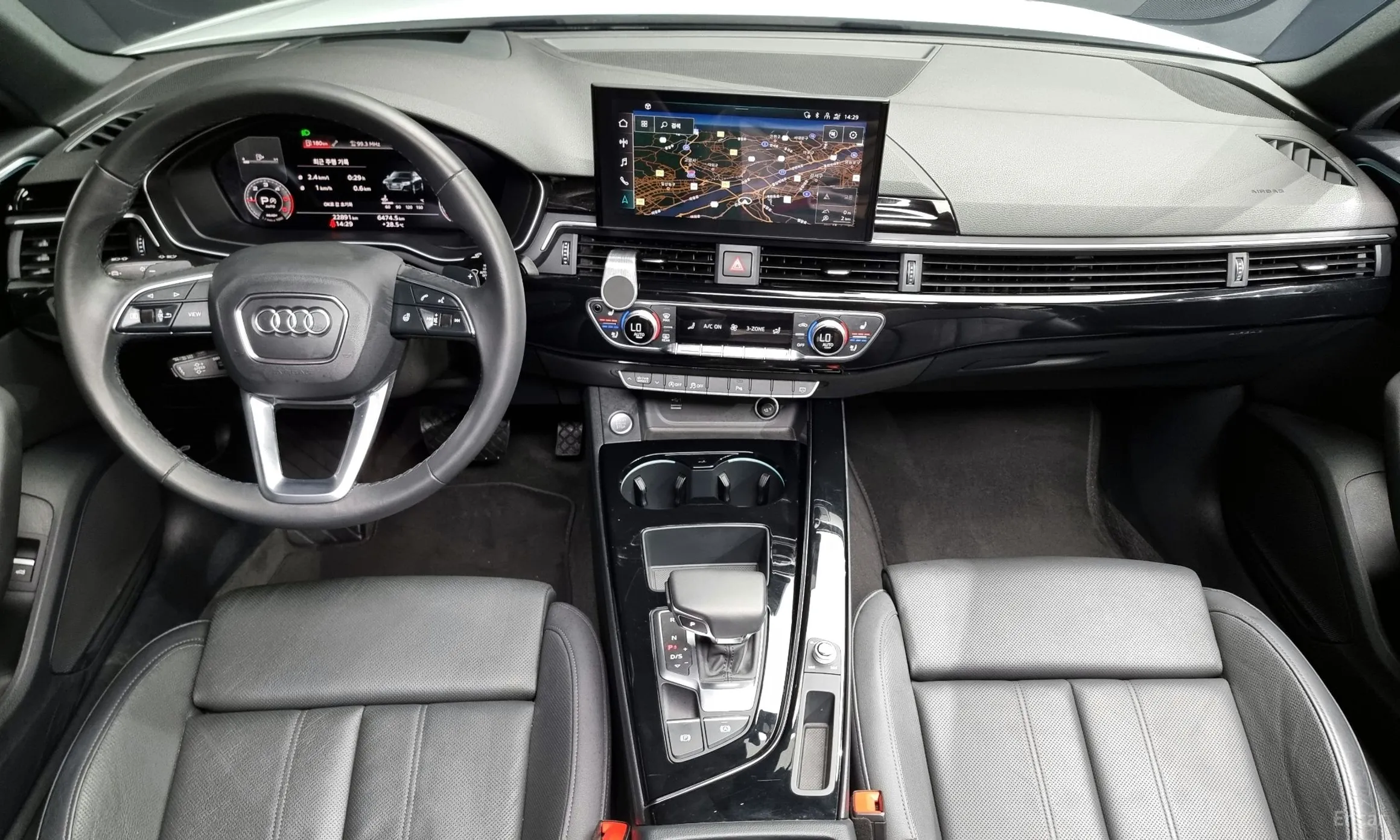 Audi A4 (B9) превью 4