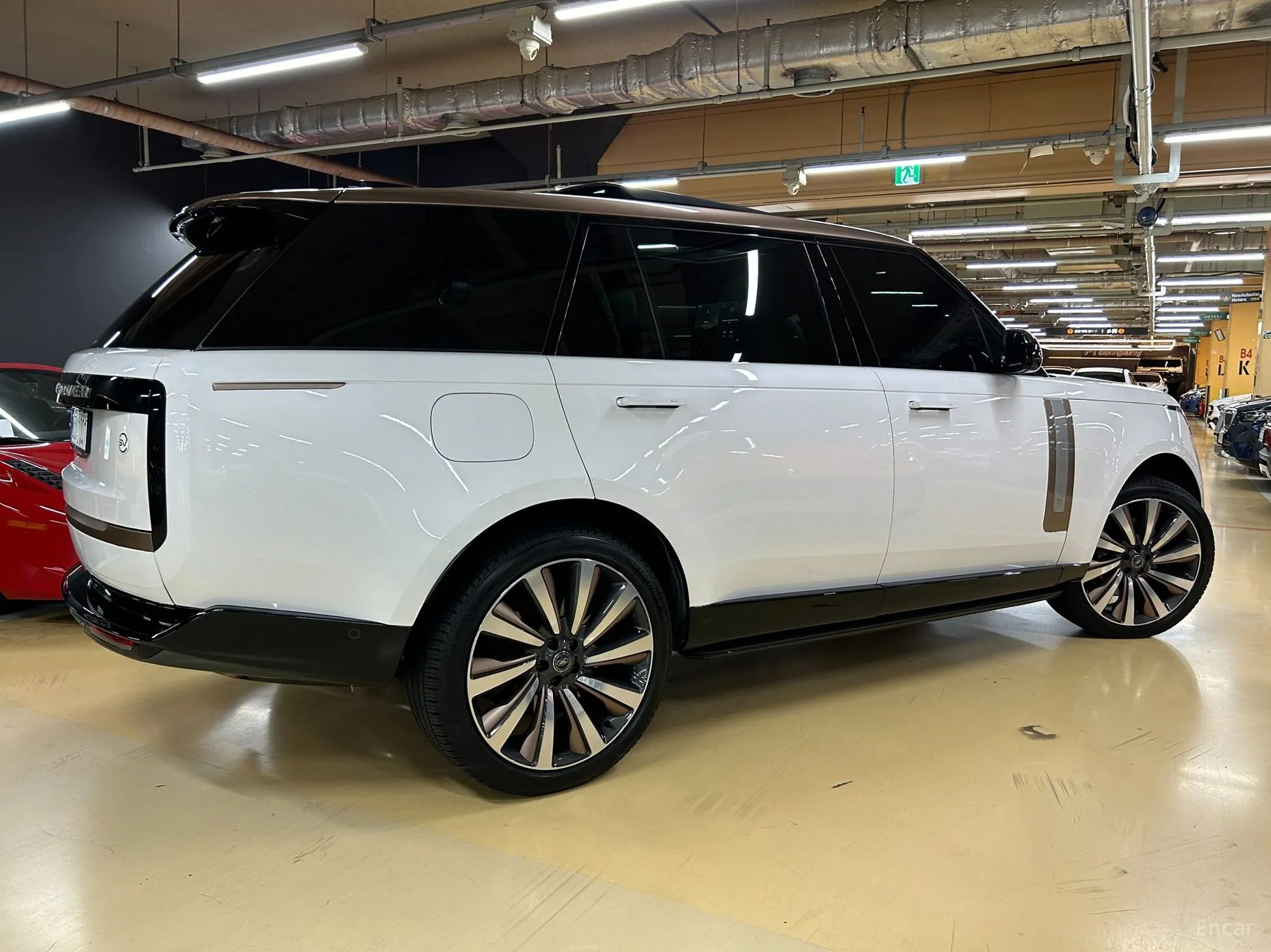 Land Rover Range Rover 5th Generation превью 3
