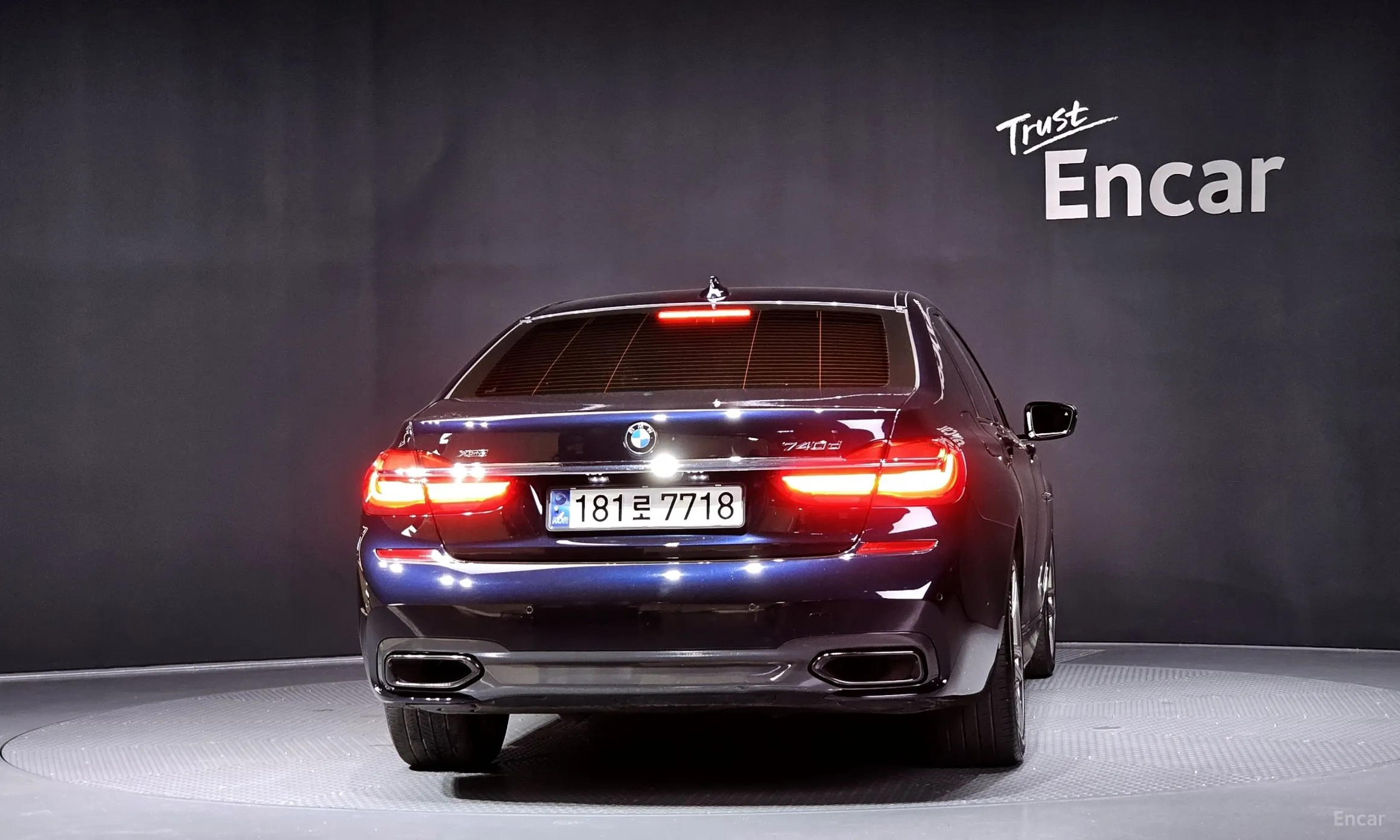 BMW 7 Series (G11) превью 3
