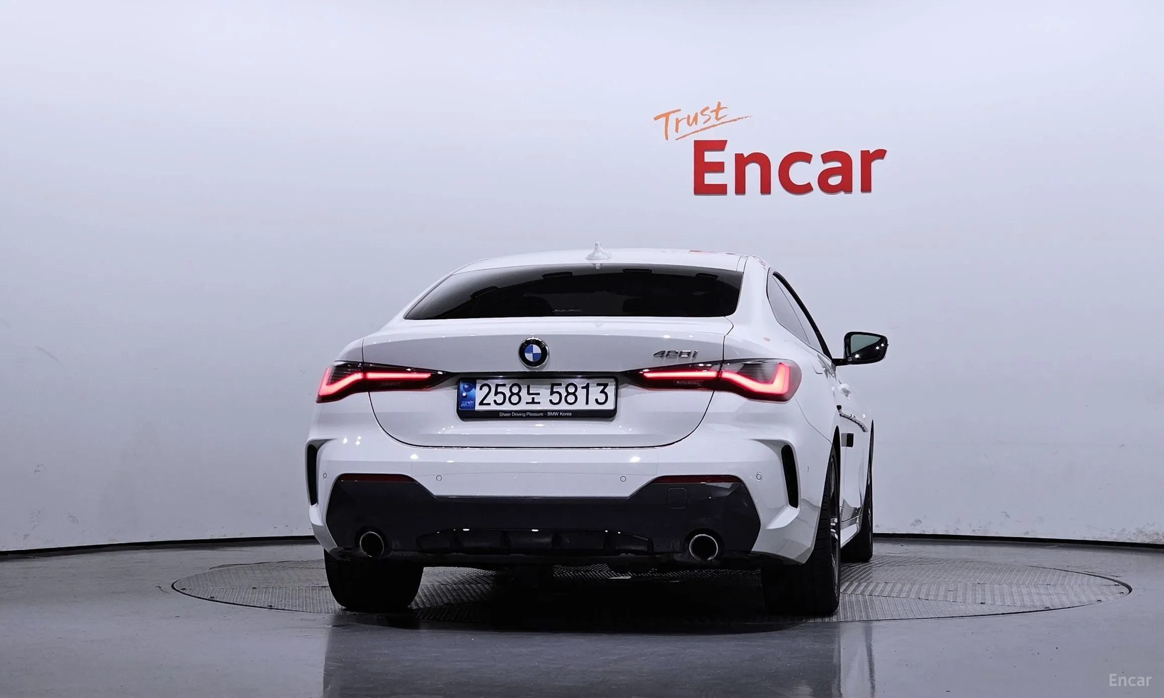 BMW Series 4 (G22) превью 3