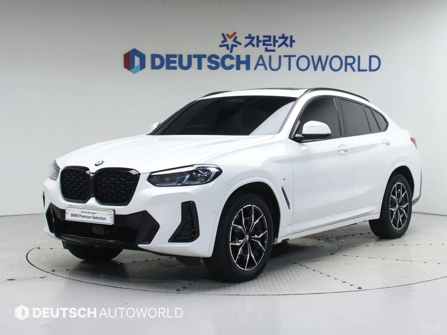 X4 (G02)