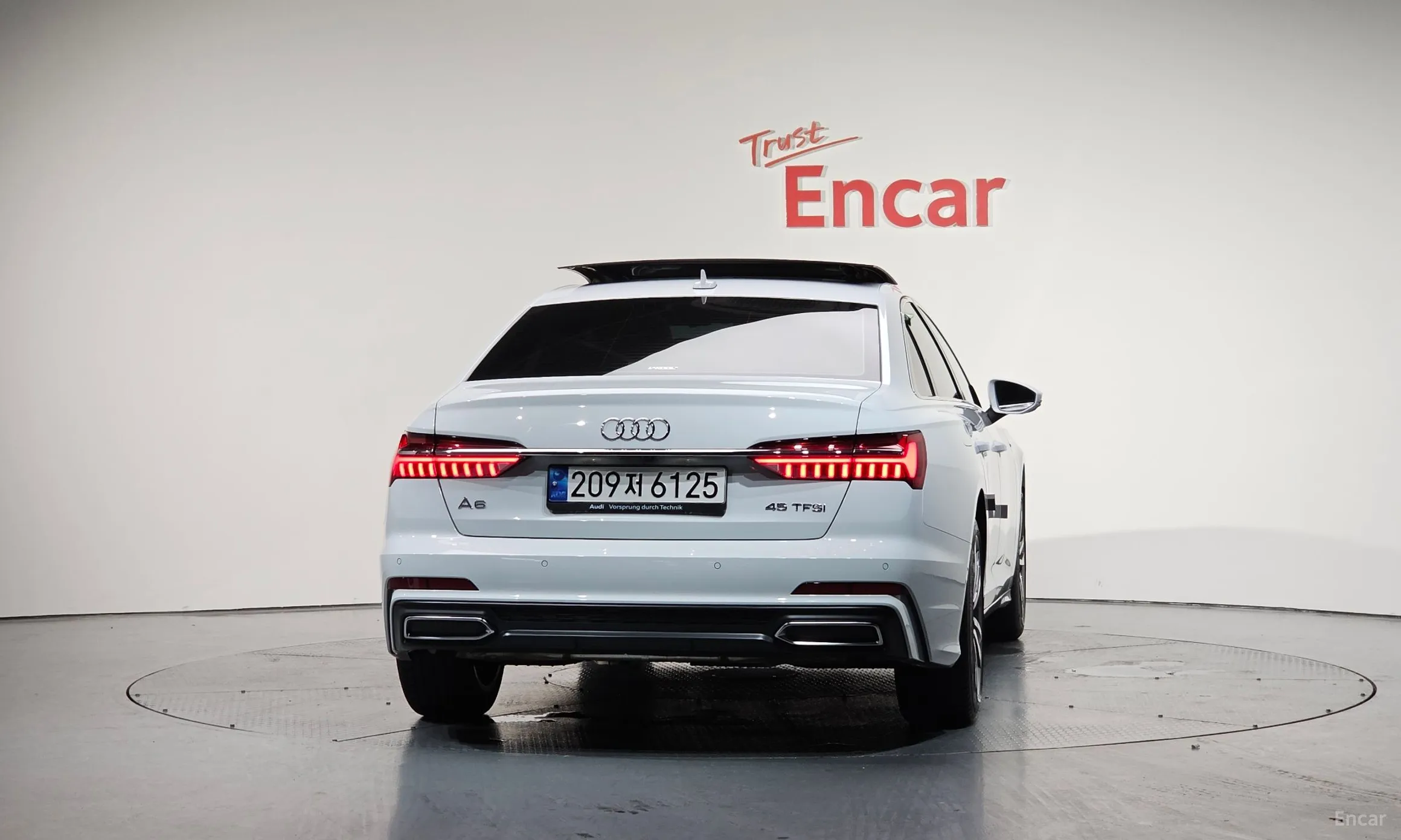 Audi A6 (C8) превью 3