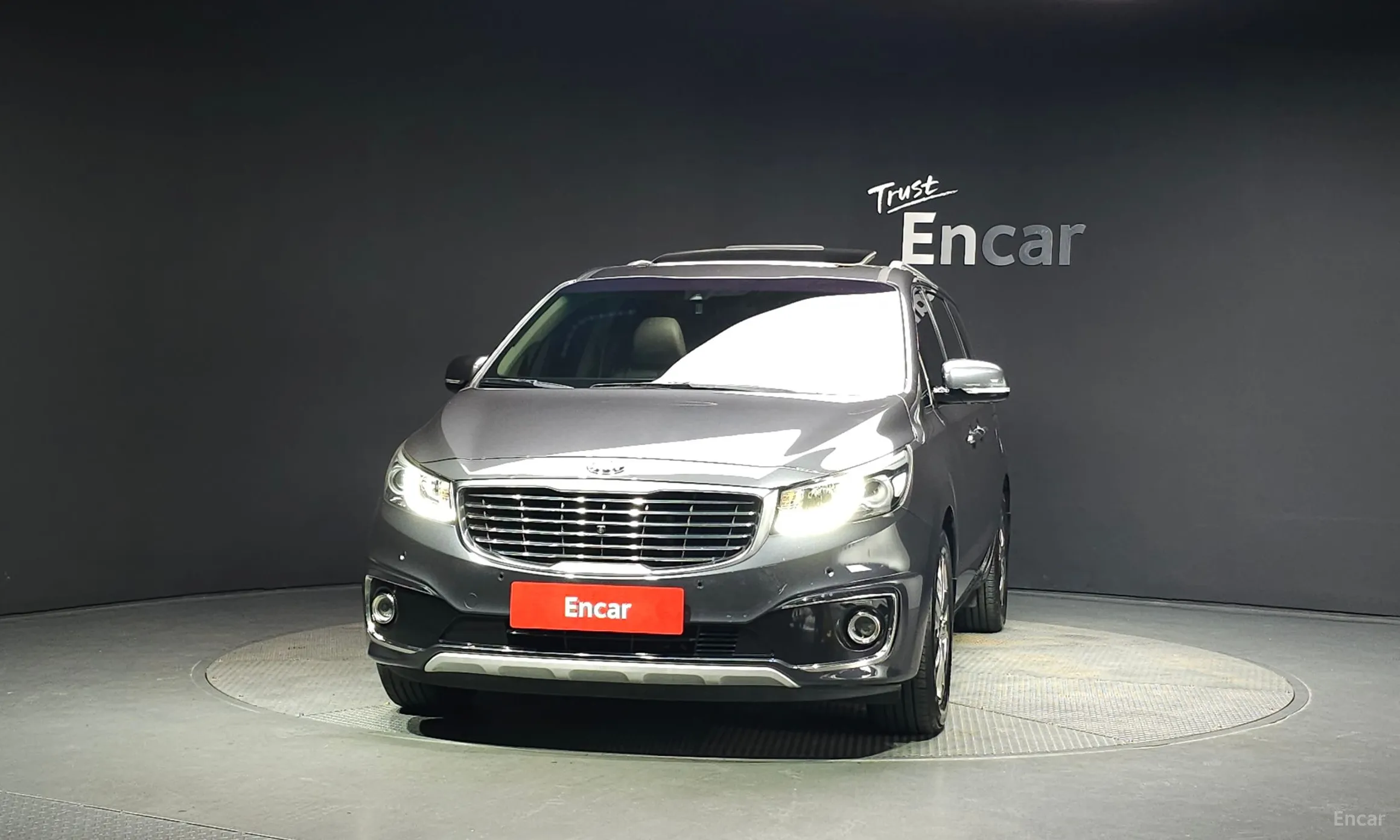 Kia Carnival превью 2