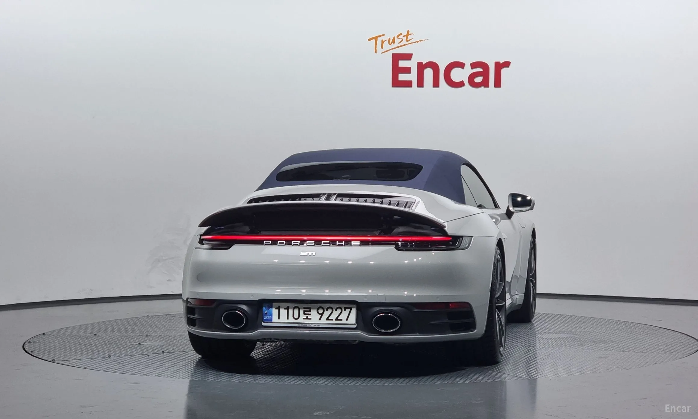 Porsche 911 (992) превью 3