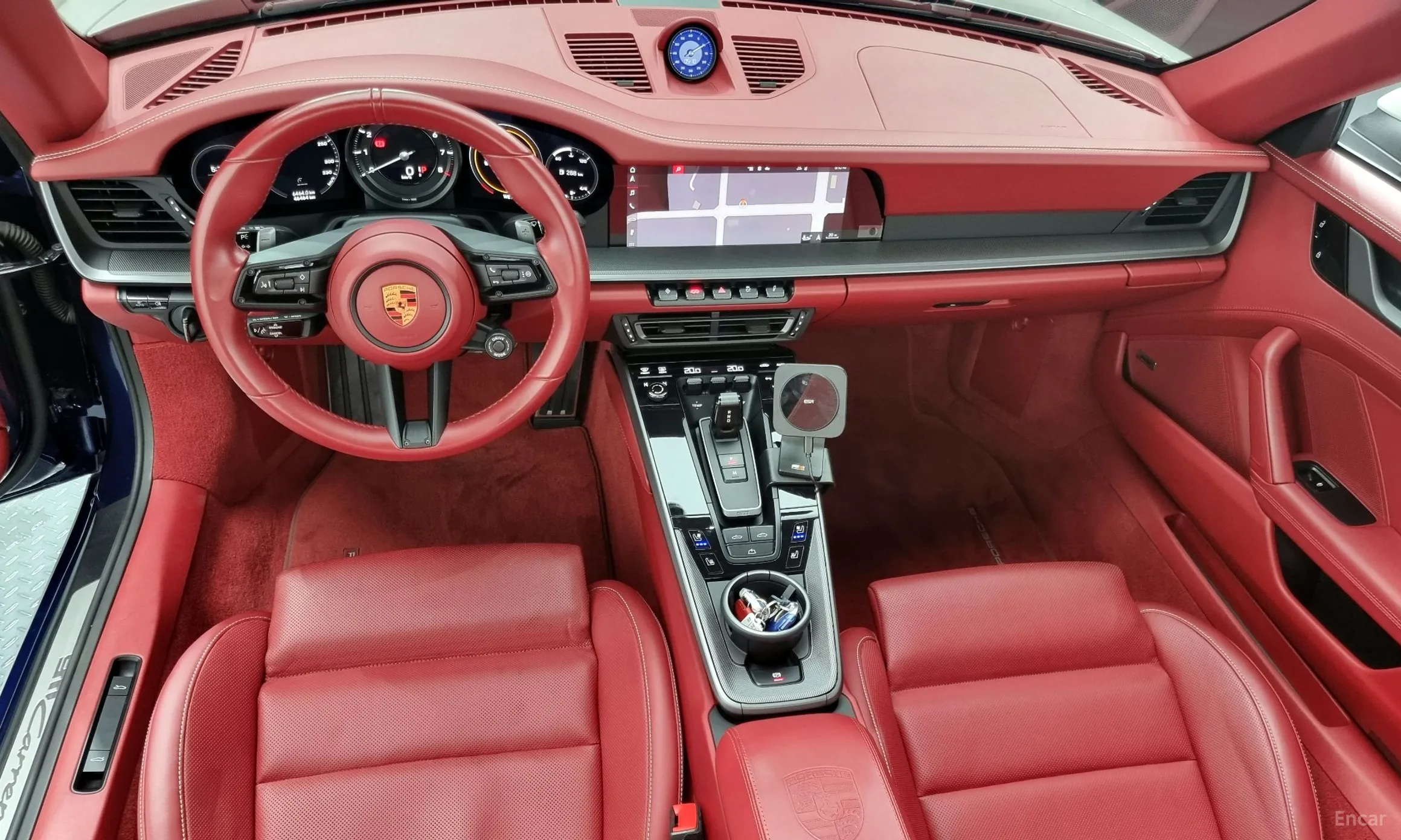 Porsche 911 (992) превью 4