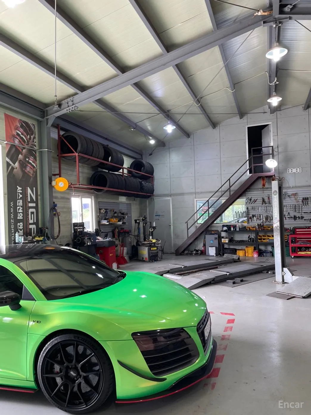 Audi R8 превью 3