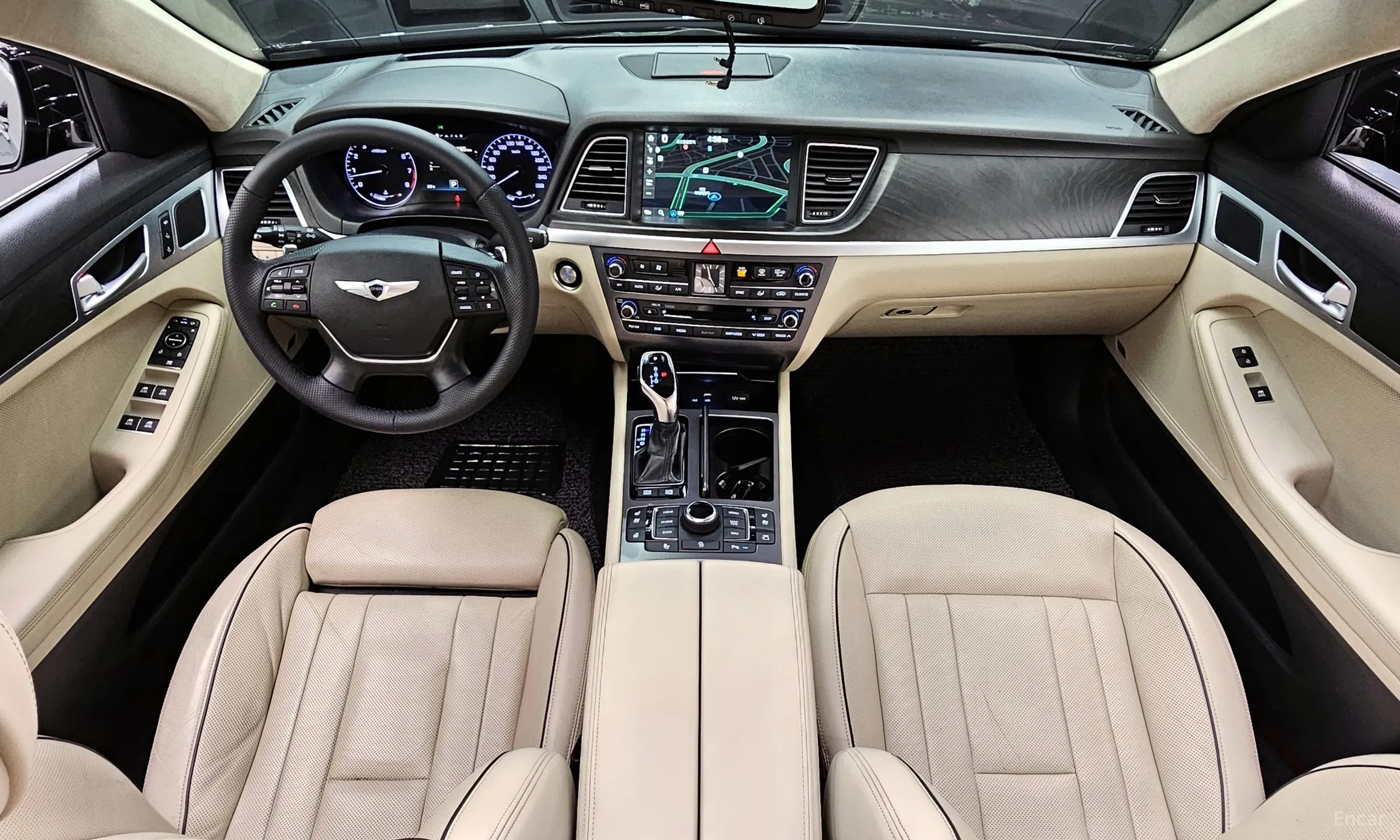 Hyundai Genesis DH превью 4