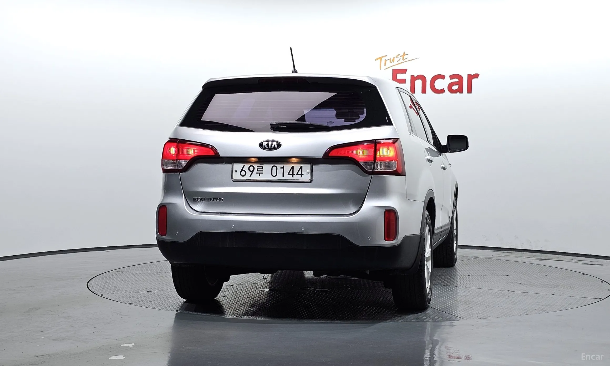 Kia New Sorrento R превью 3