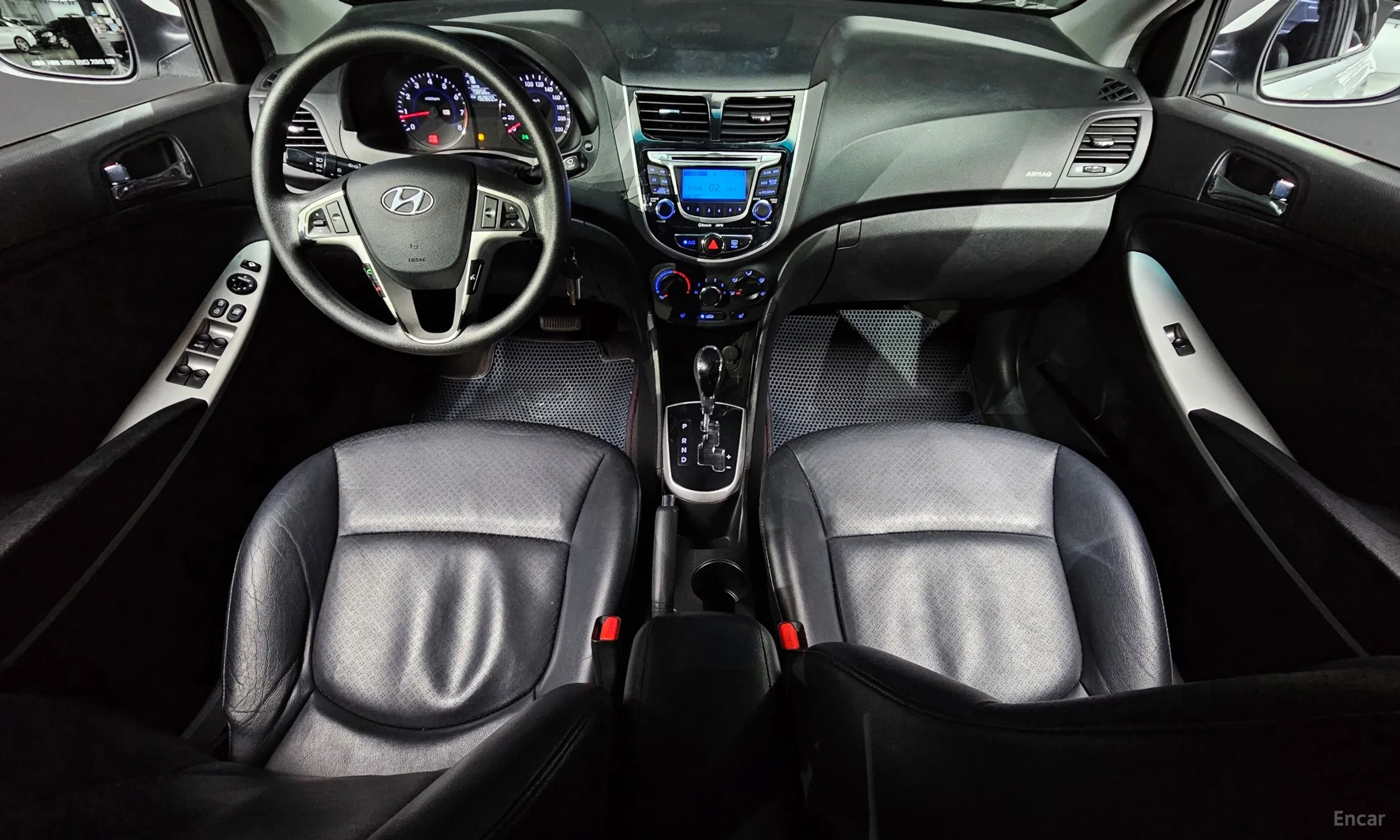 Hyundai Accent (new) превью 4