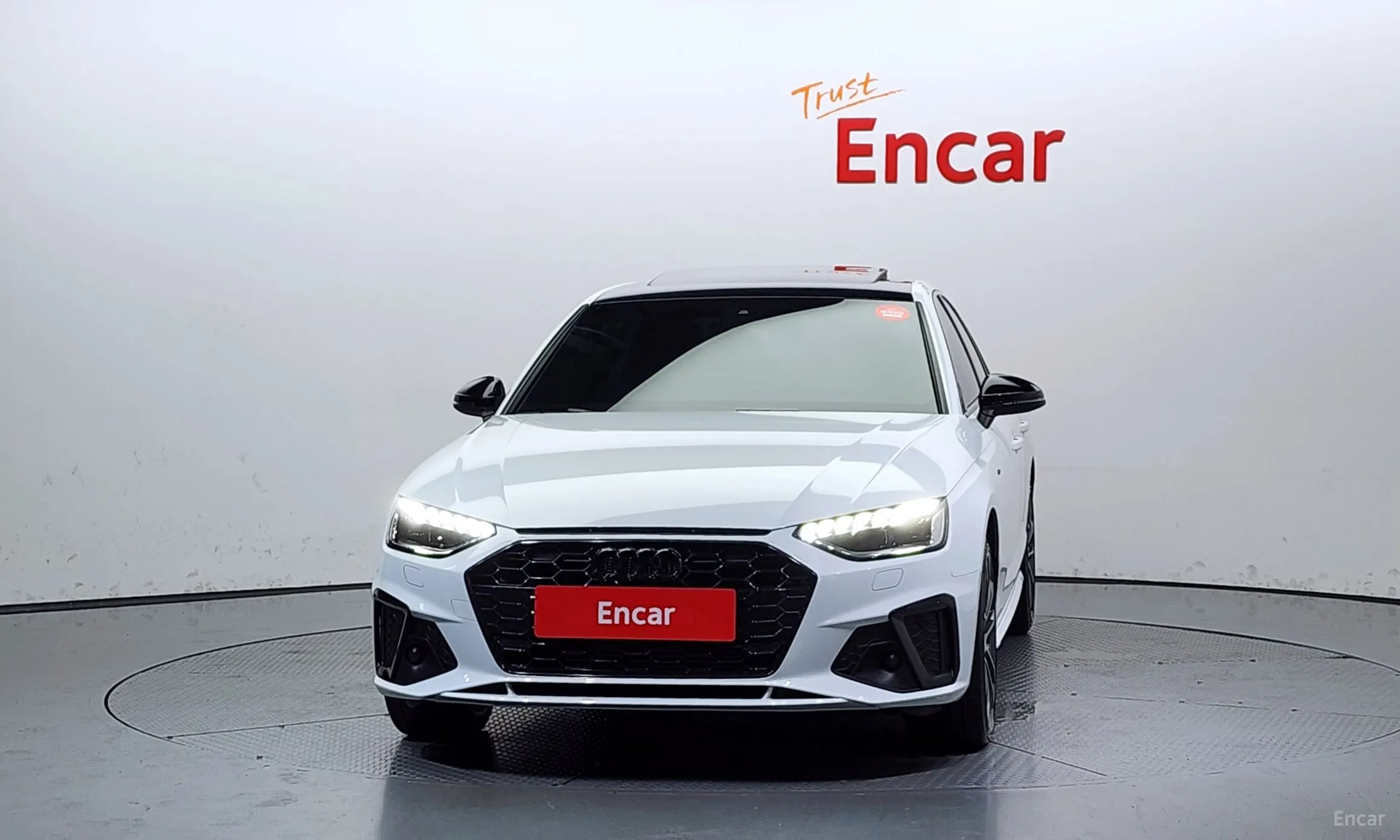 Audi A4 (B9) превью 2
