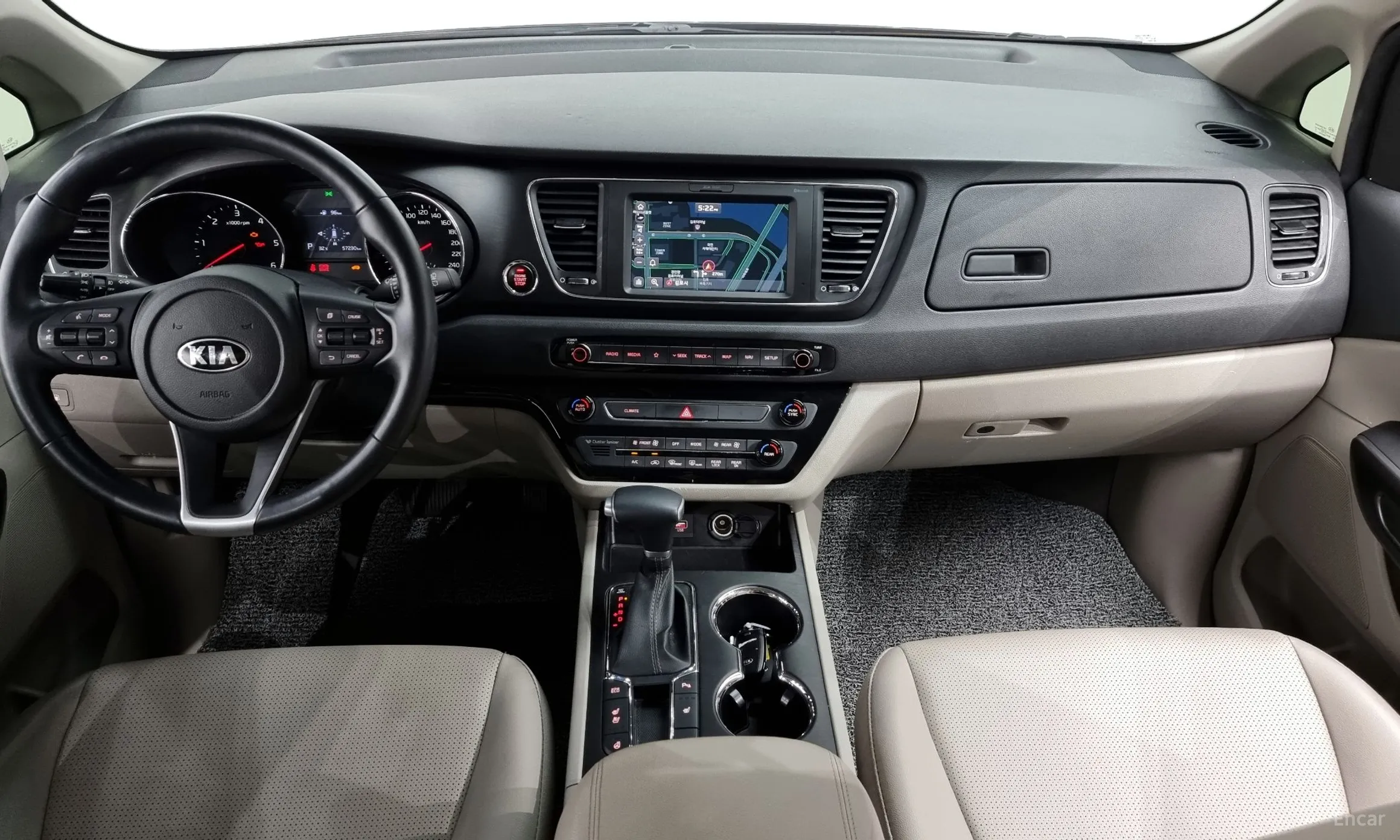 Kia Carnival превью 4