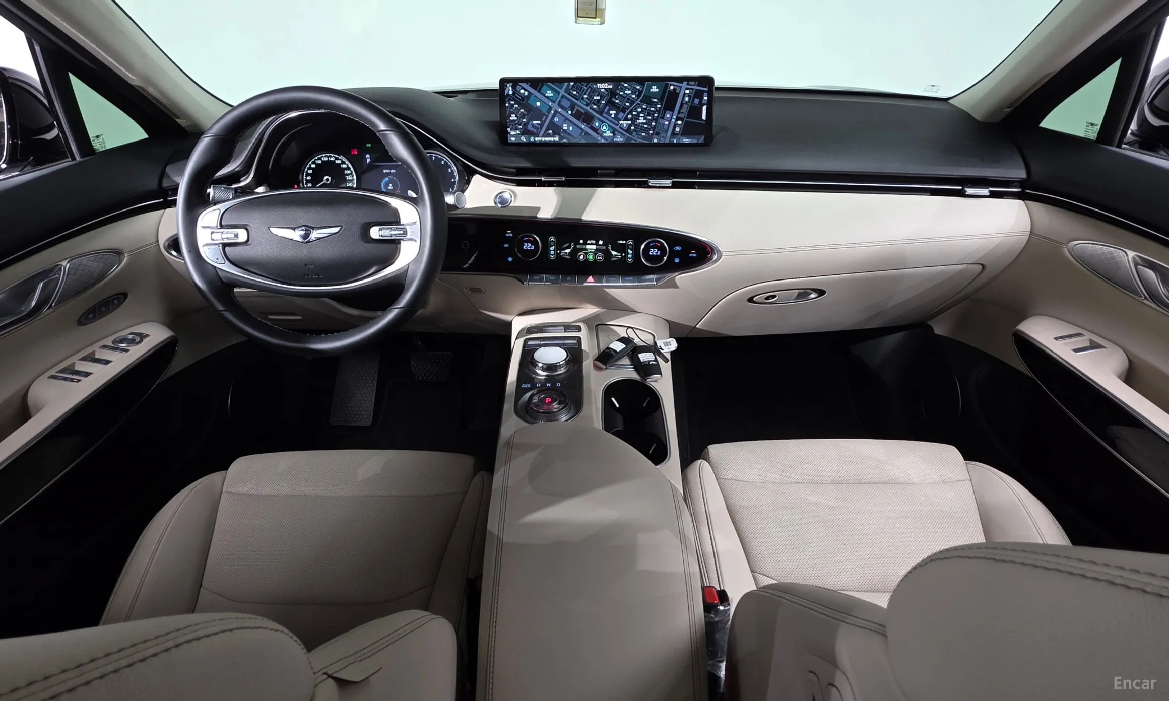 Genesis GV70 превью 4