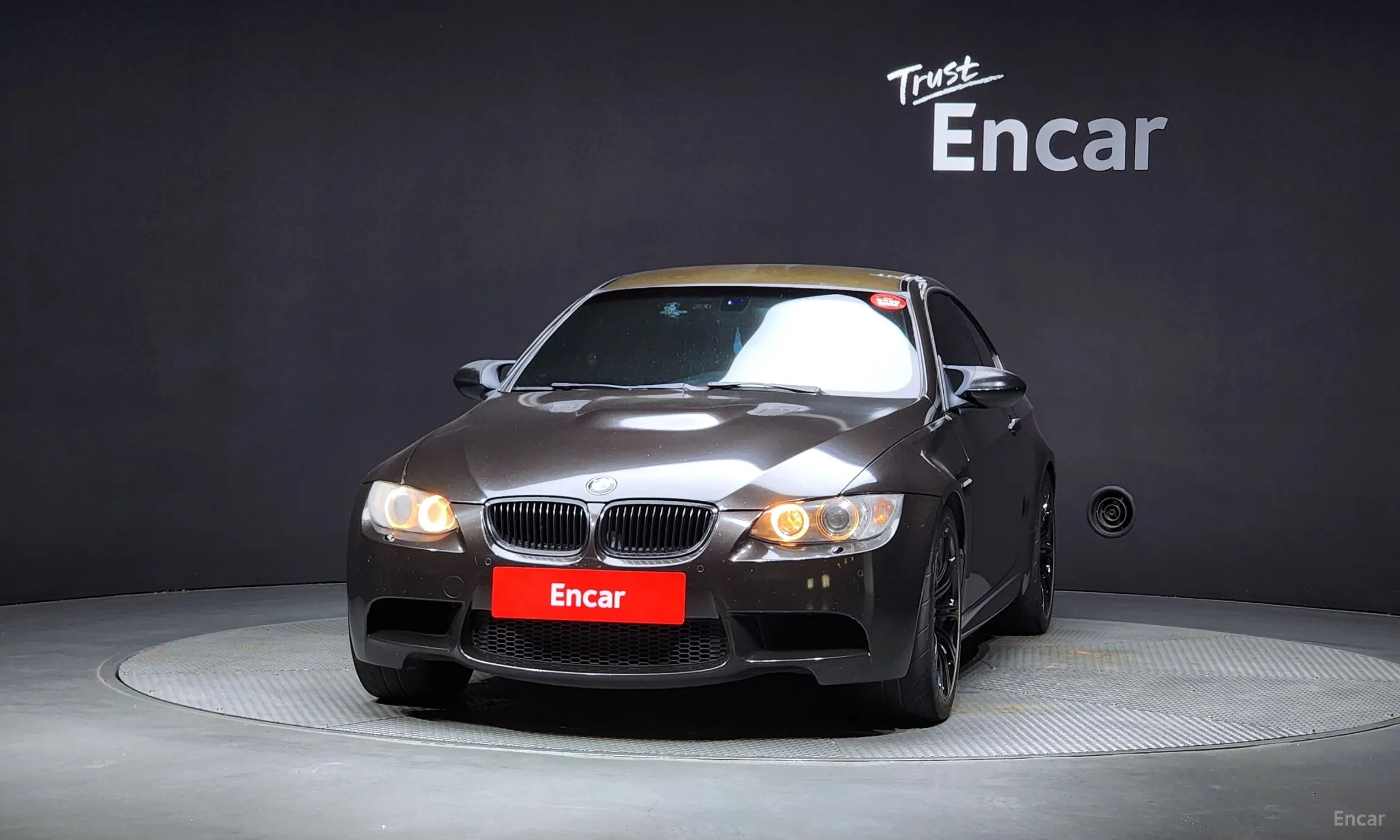 BMW M3 (E90) превью 2
