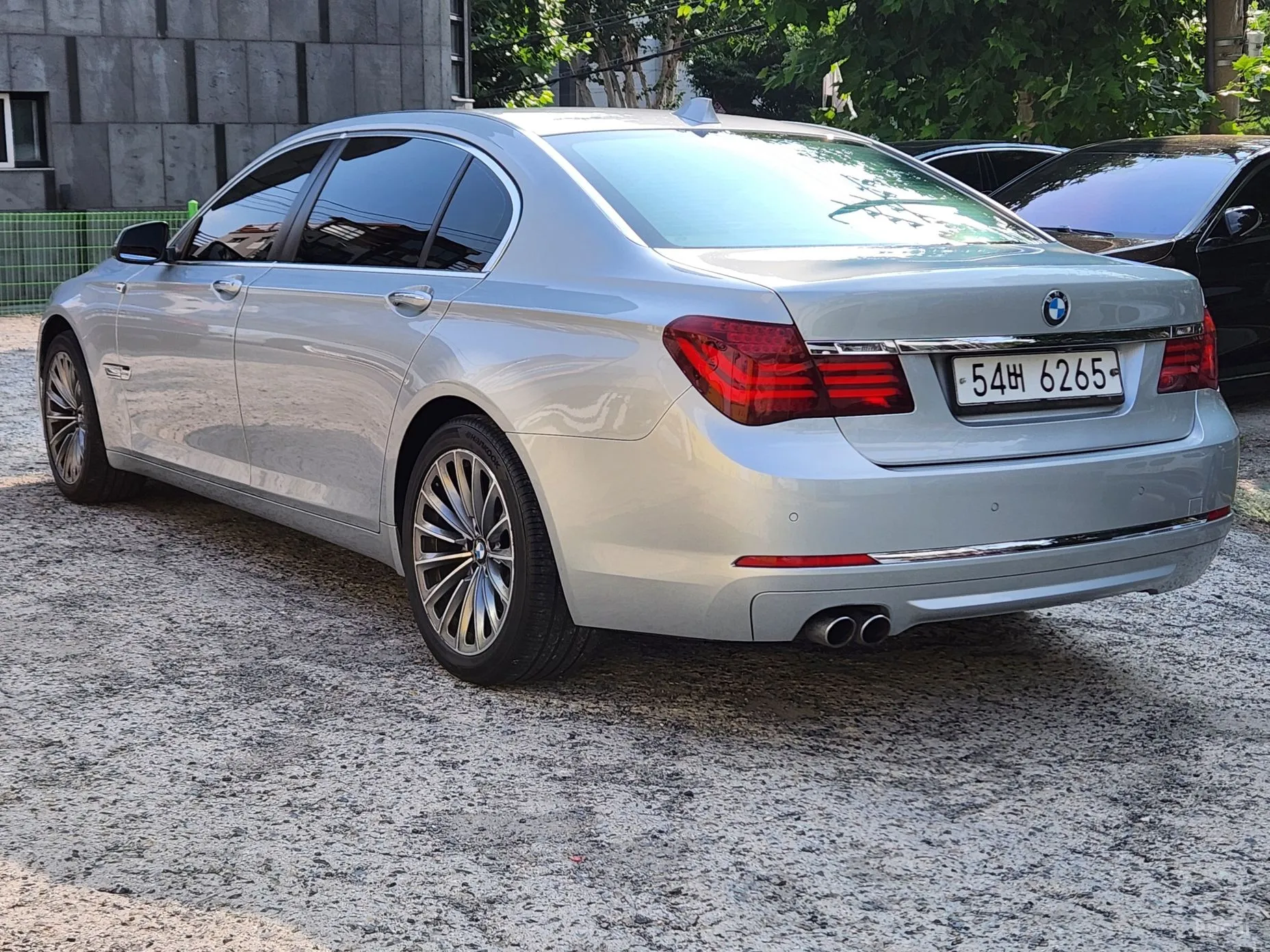 BMW 7 Series (F01) превью 3