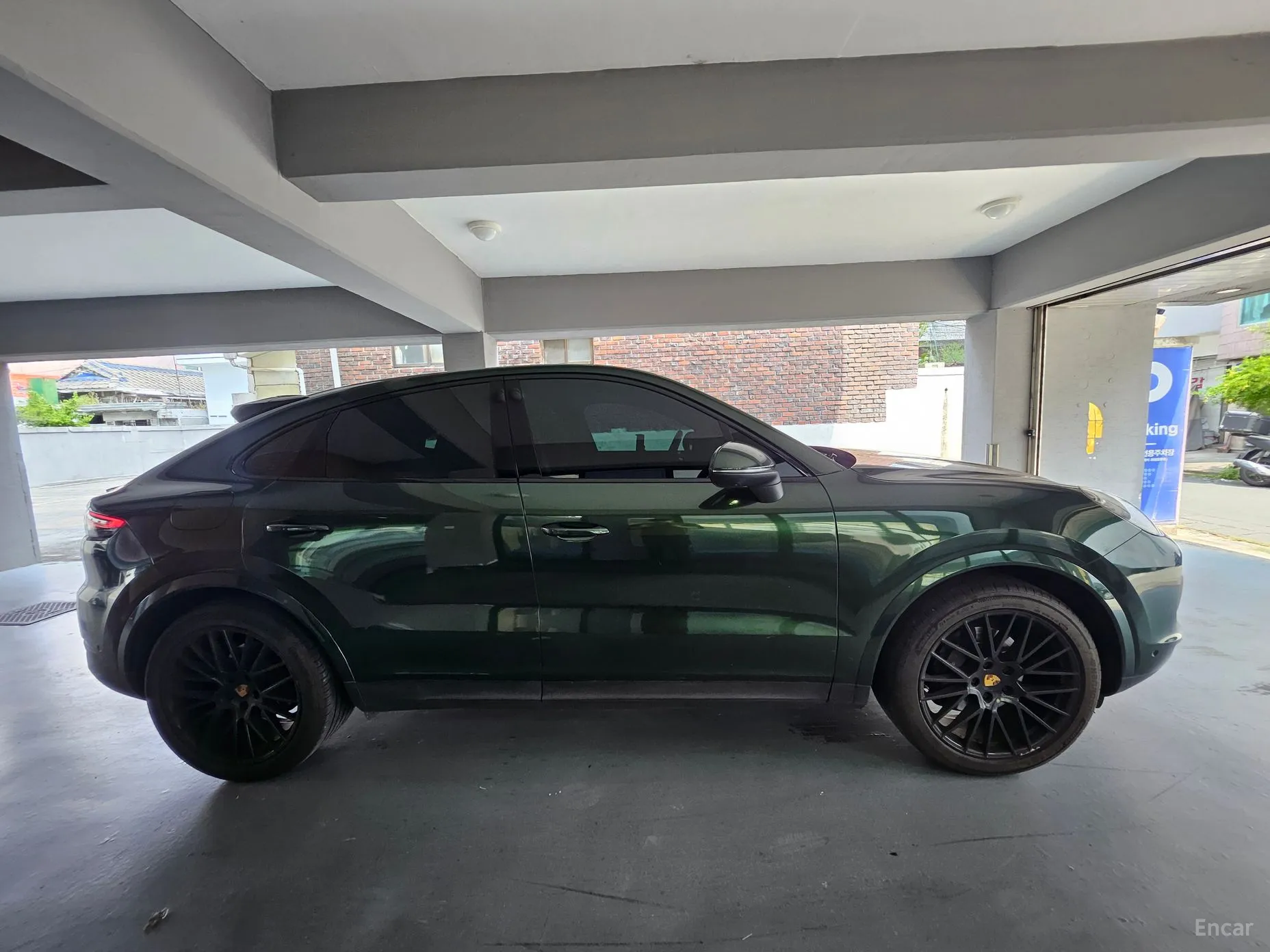 Porsche Cayenne (PO536) превью 2