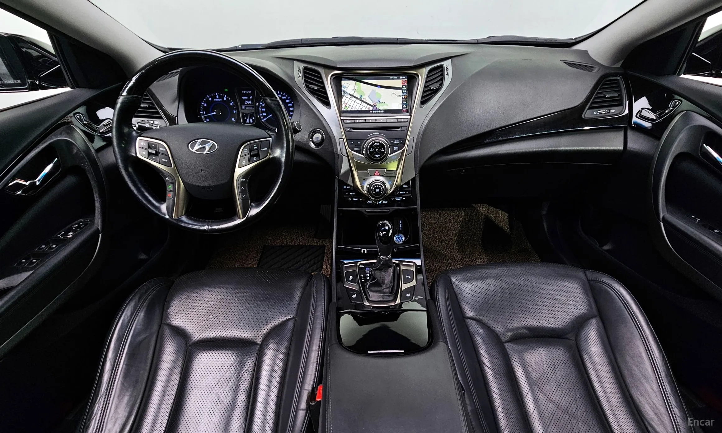 Hyundai Grandeur HG превью 4