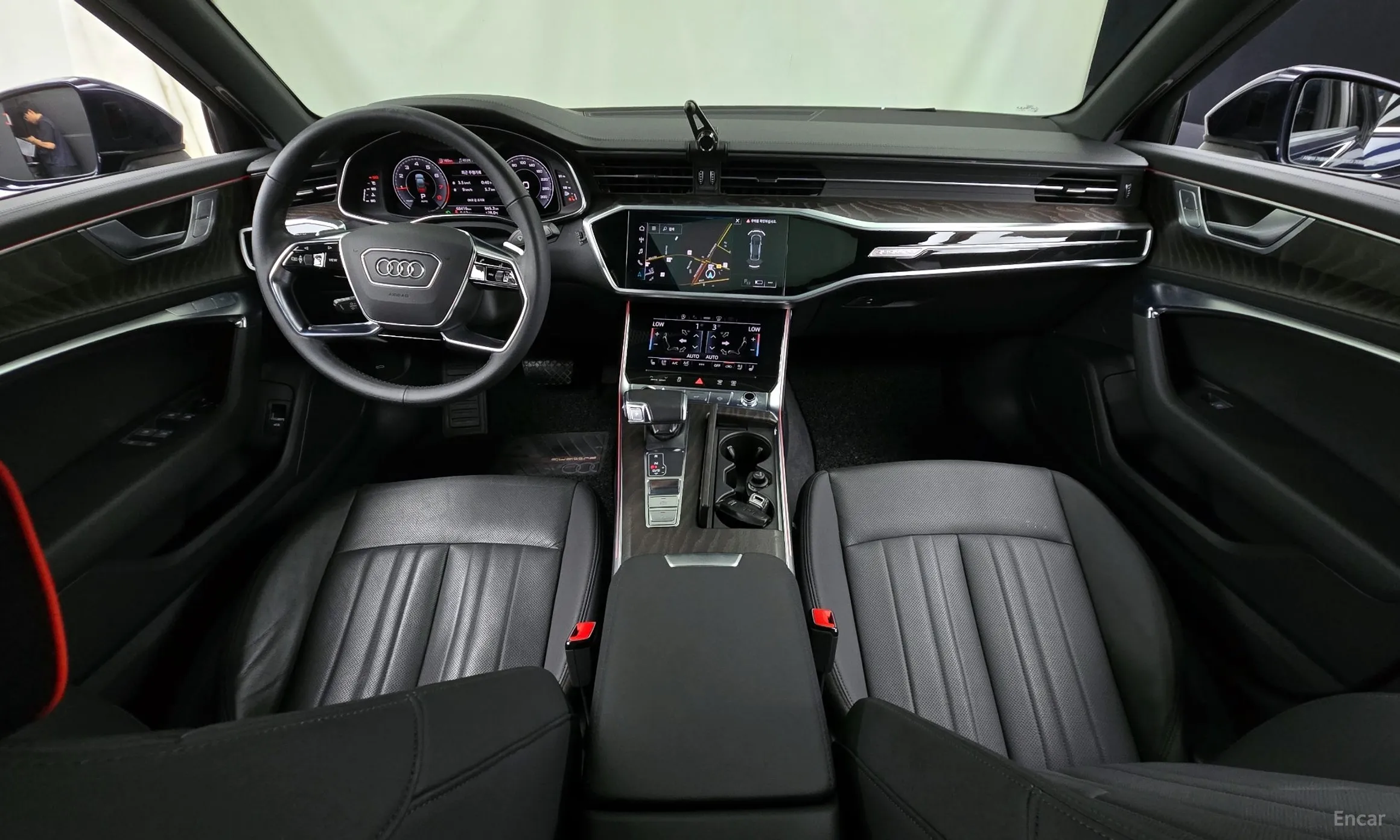 Audi A6 (C8) превью 4