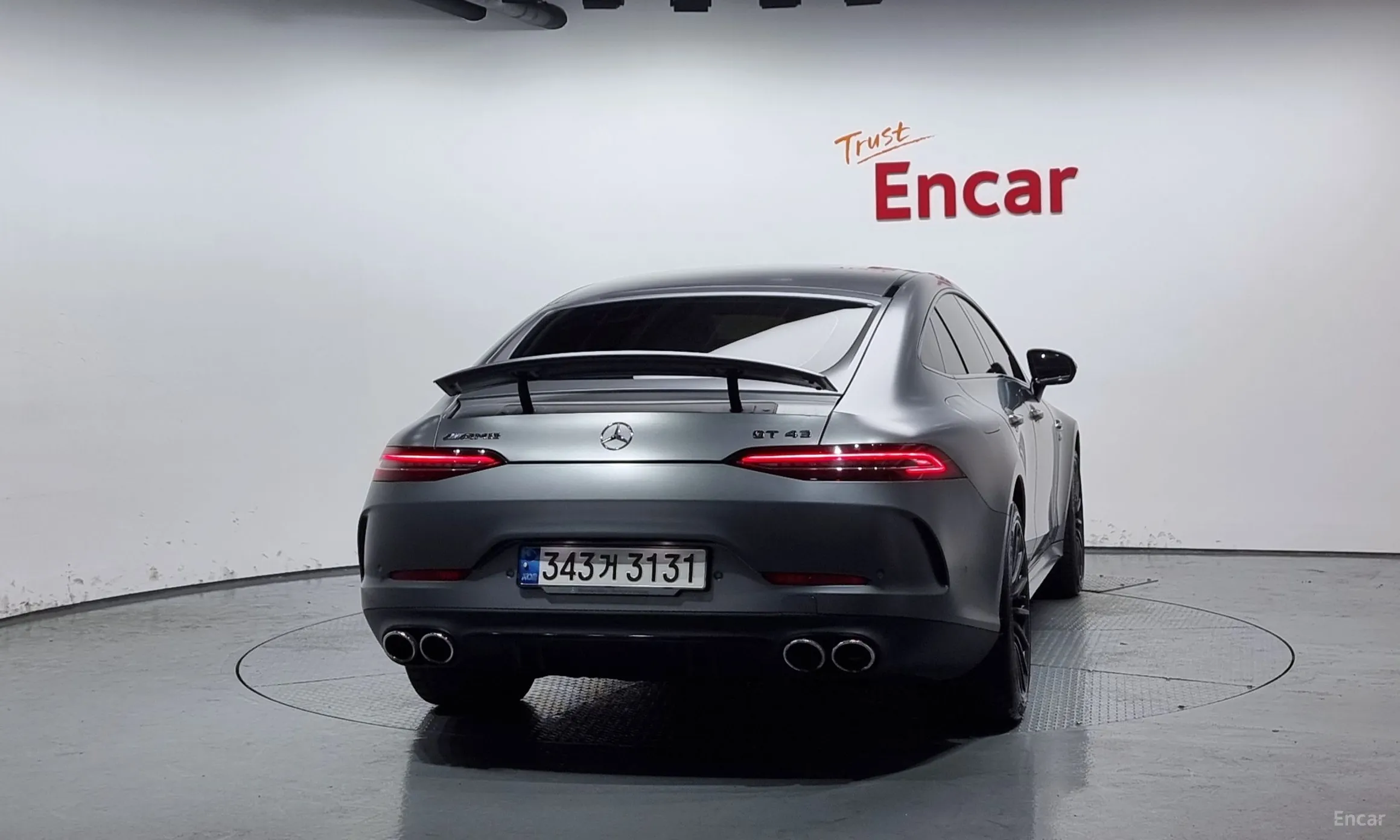 Mercedes Benz AMG GT превью 3