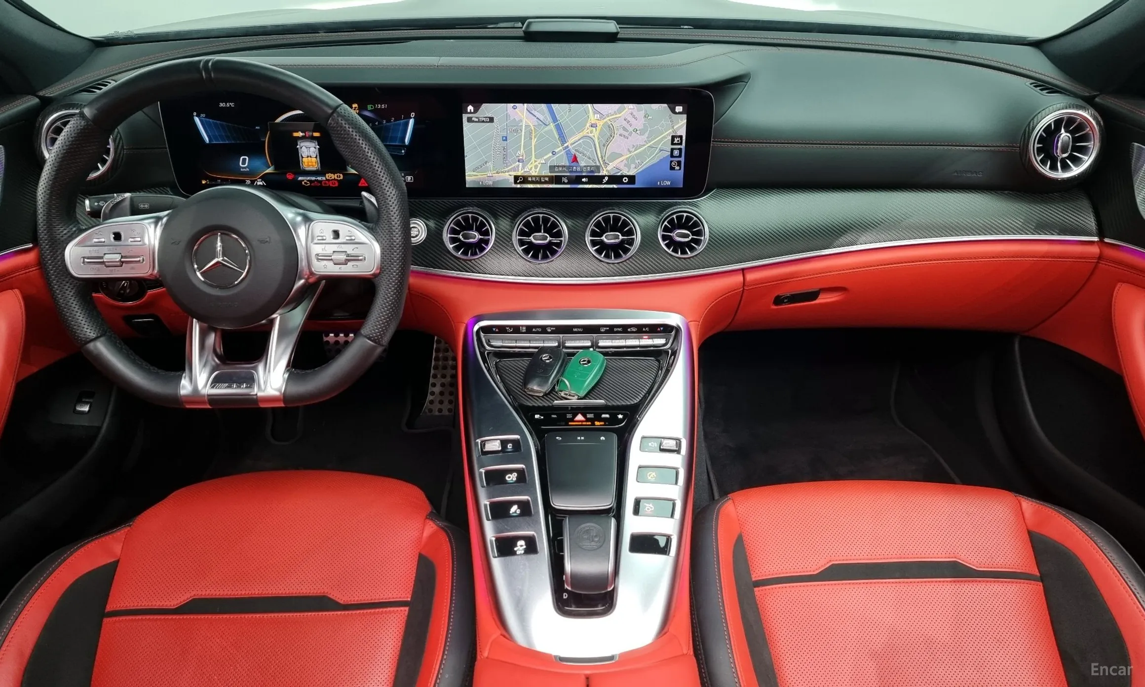 Mercedes Benz AMG GT превью 4