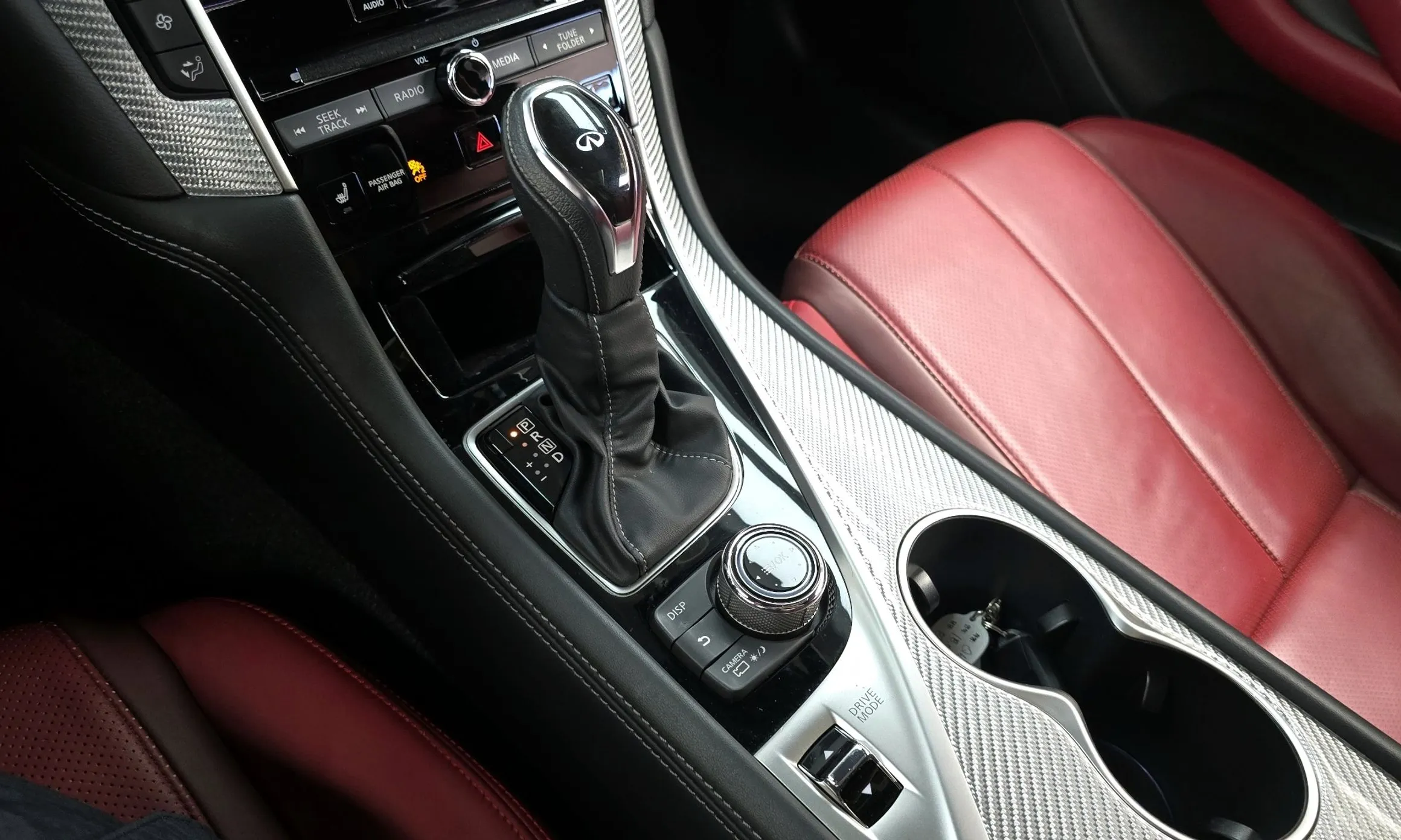 Infiniti Q60 (CV37) превью 9