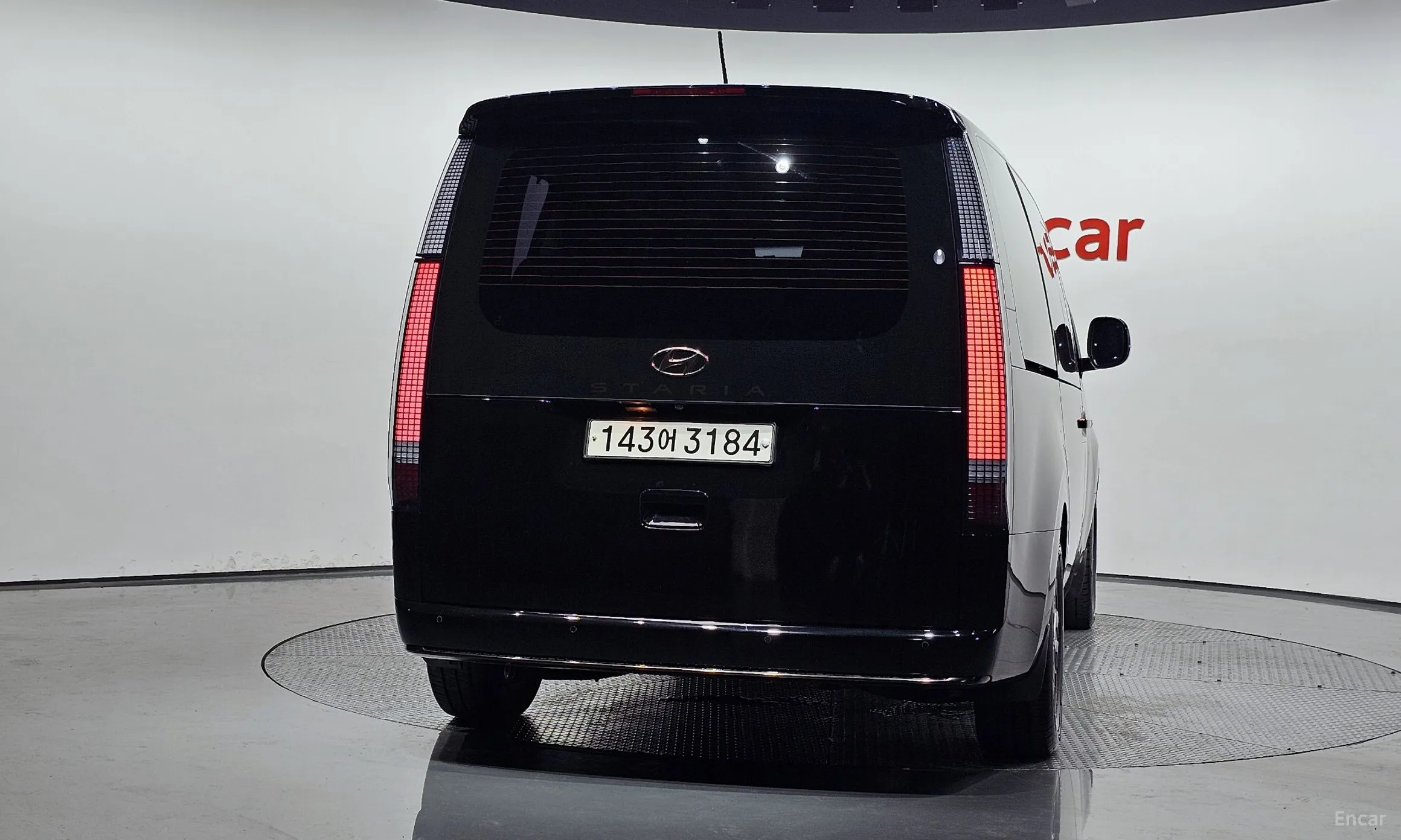 Hyundai Staria превью 3