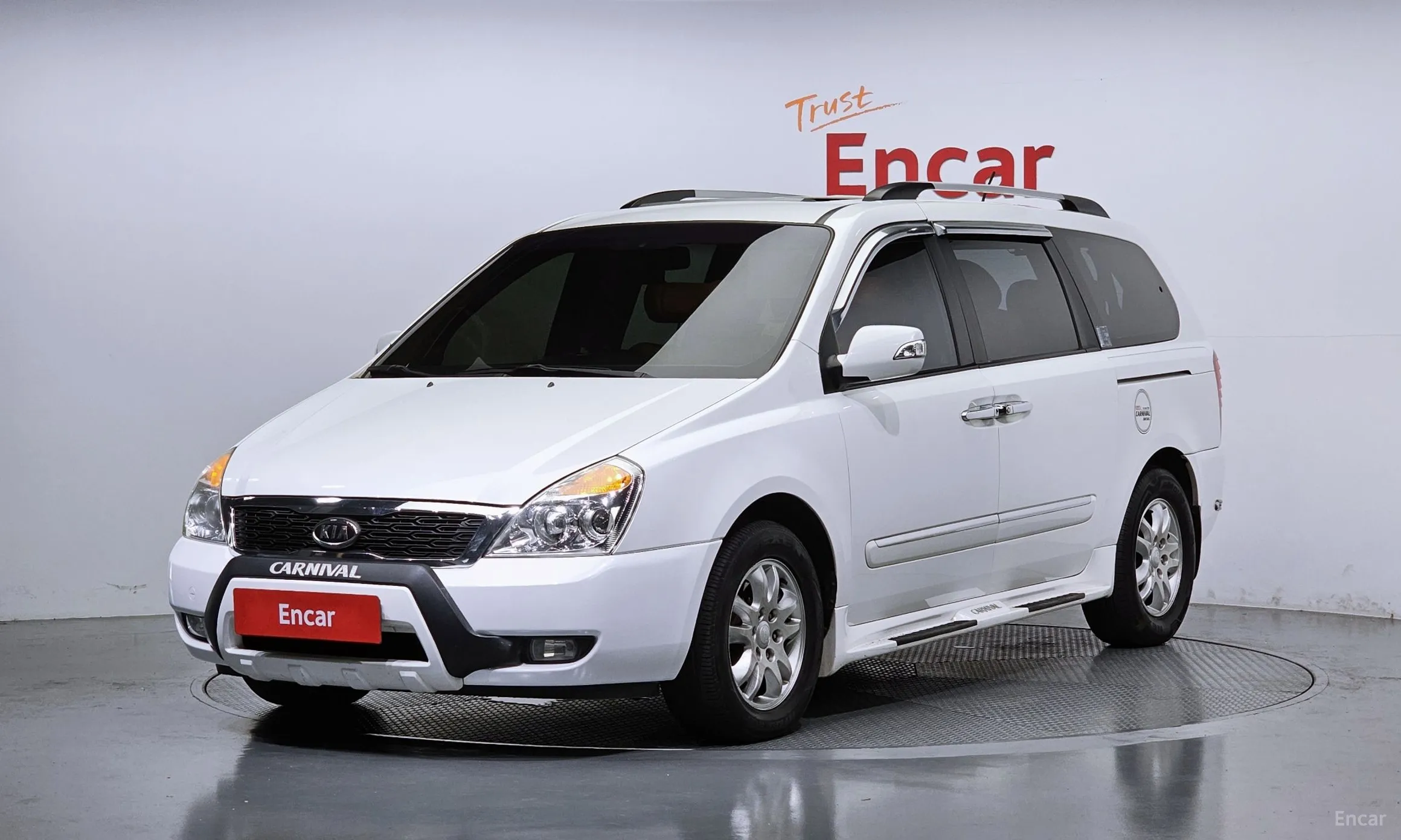 Kia Carnival R