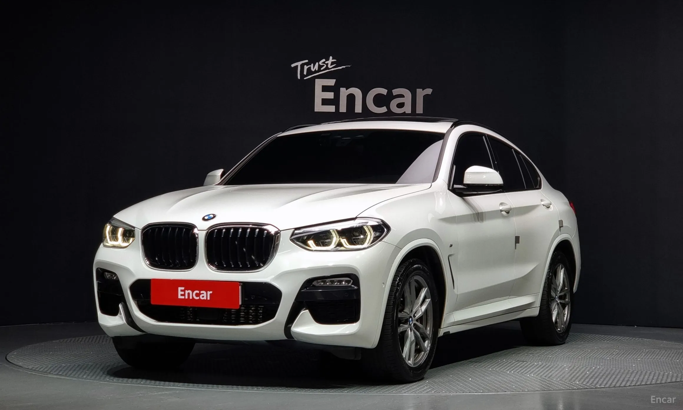 X4 (G02)
