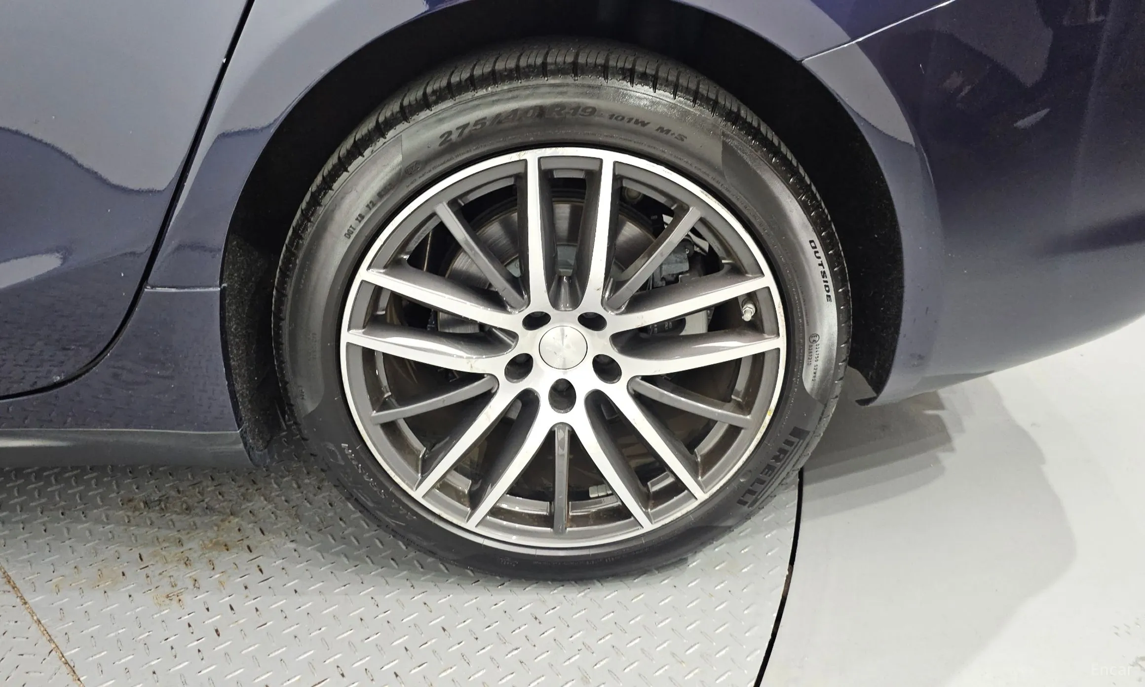 Maserati Ghibli превью 5