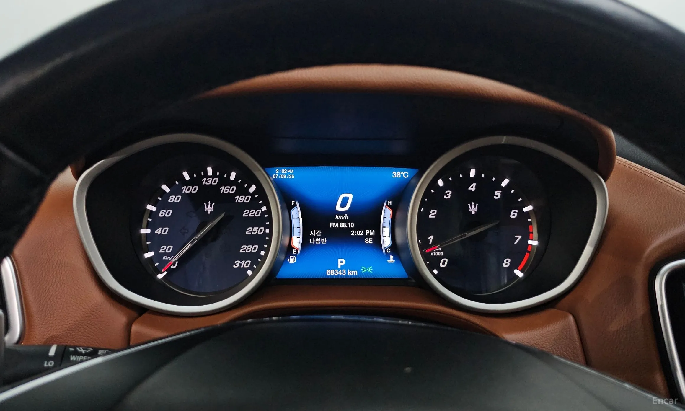 Maserati Ghibli превью 8