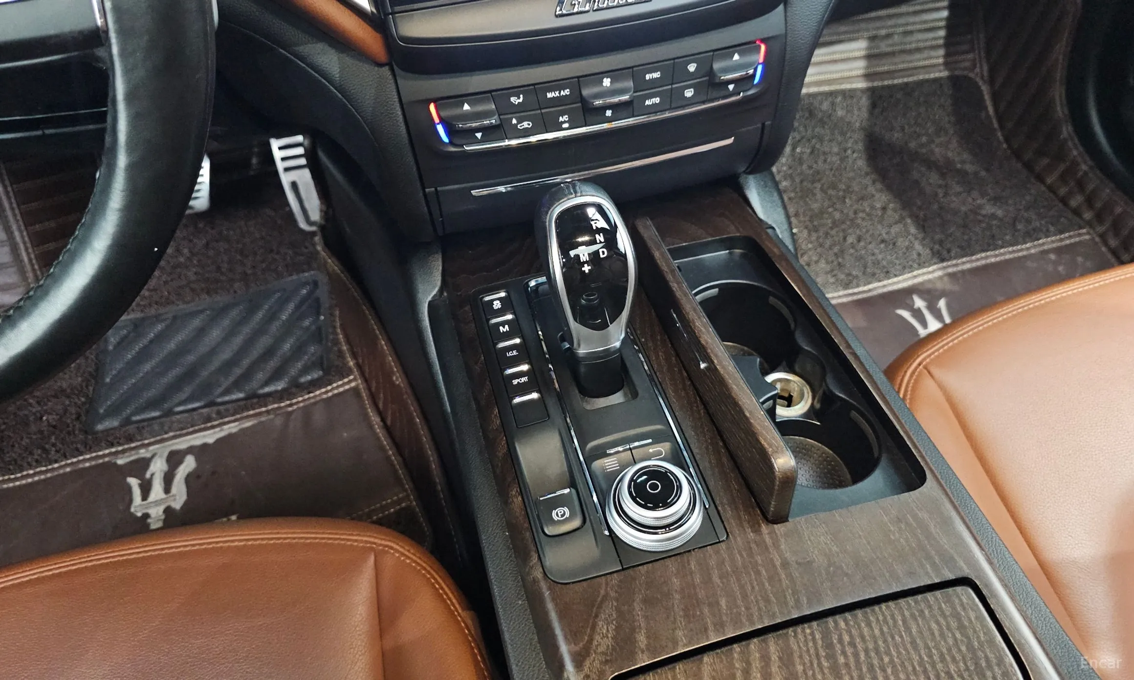 Maserati Ghibli превью 9