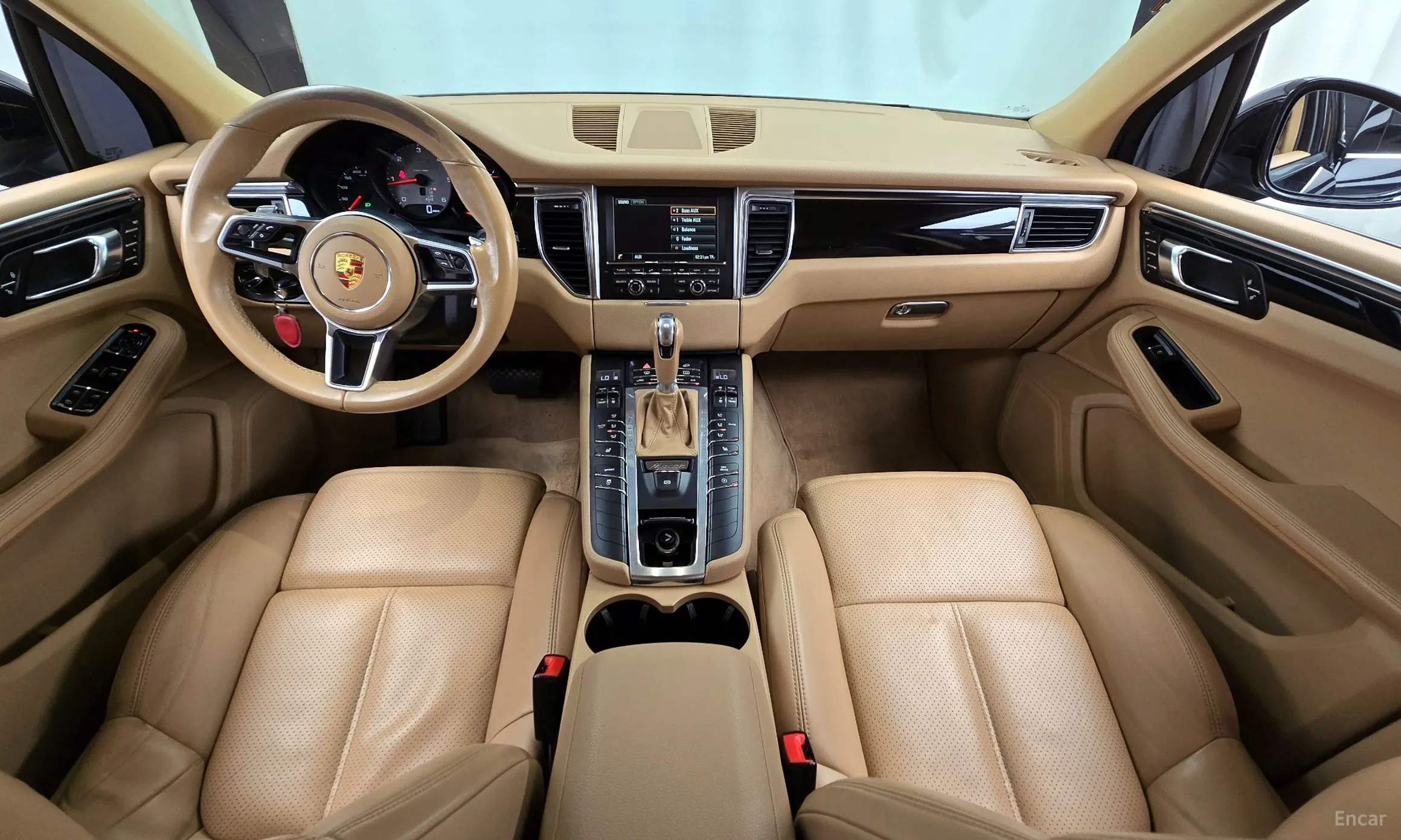 Porsche Macan превью 4