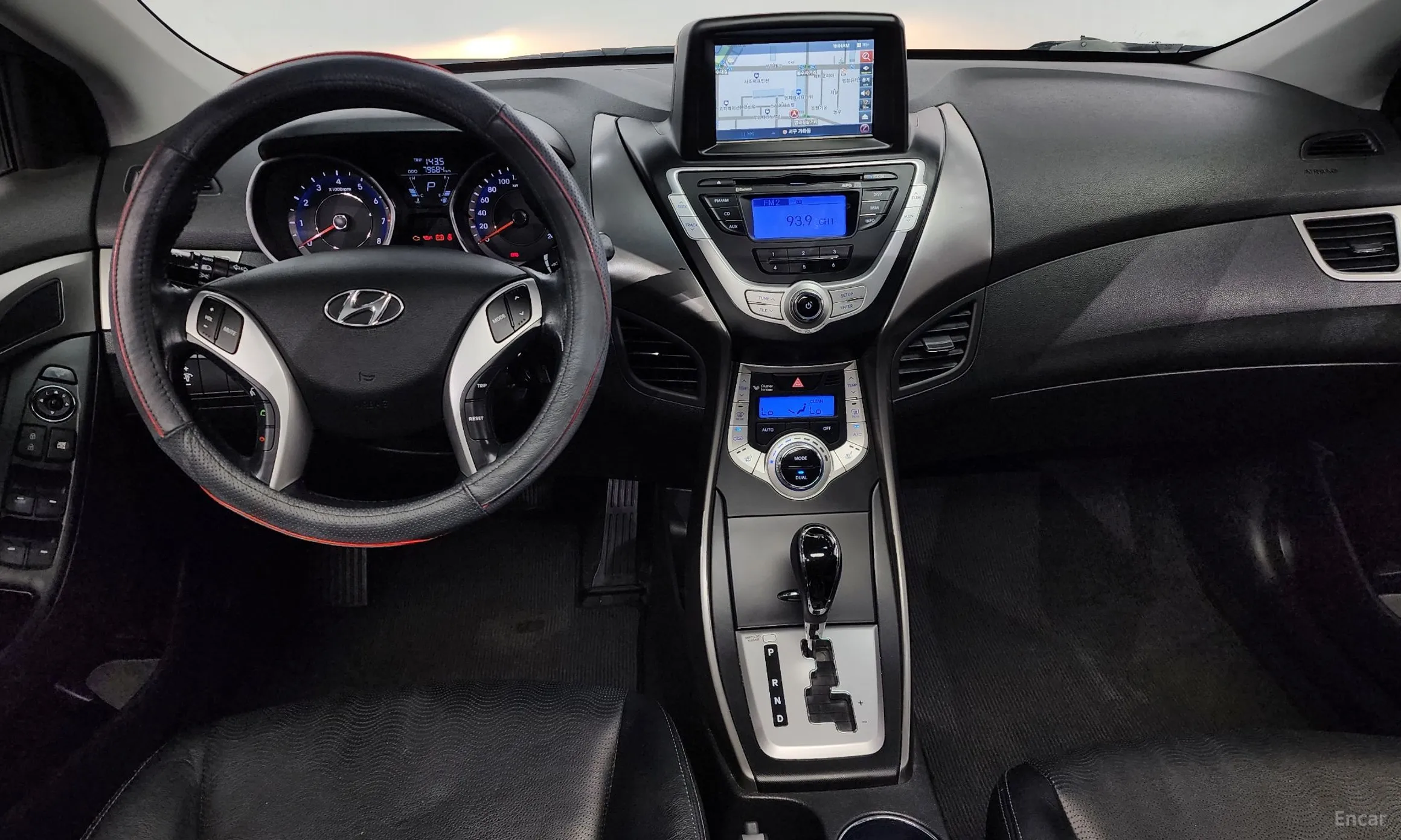 Hyundai Avante MD превью 4