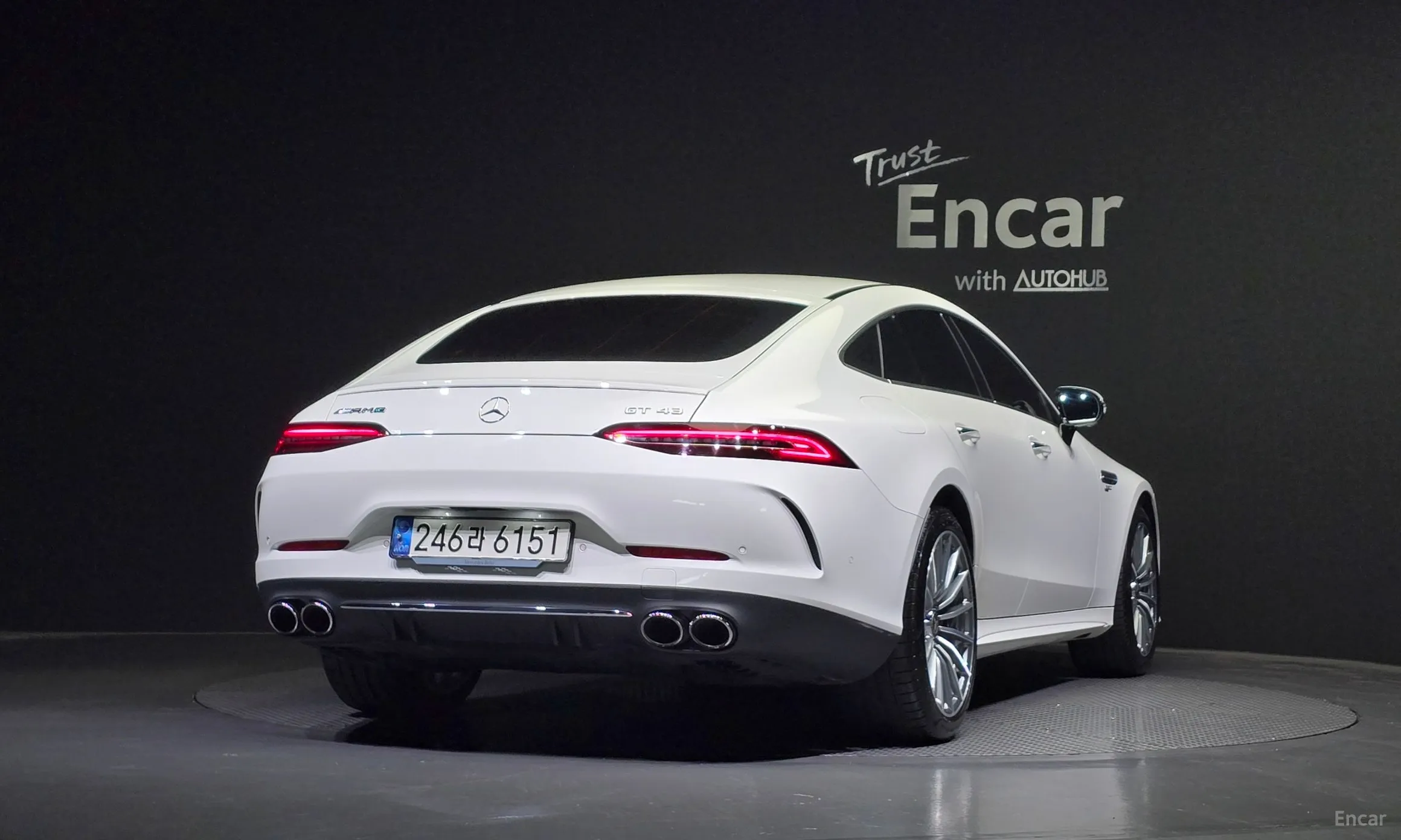 Mercedes Benz AMG GT превью 3