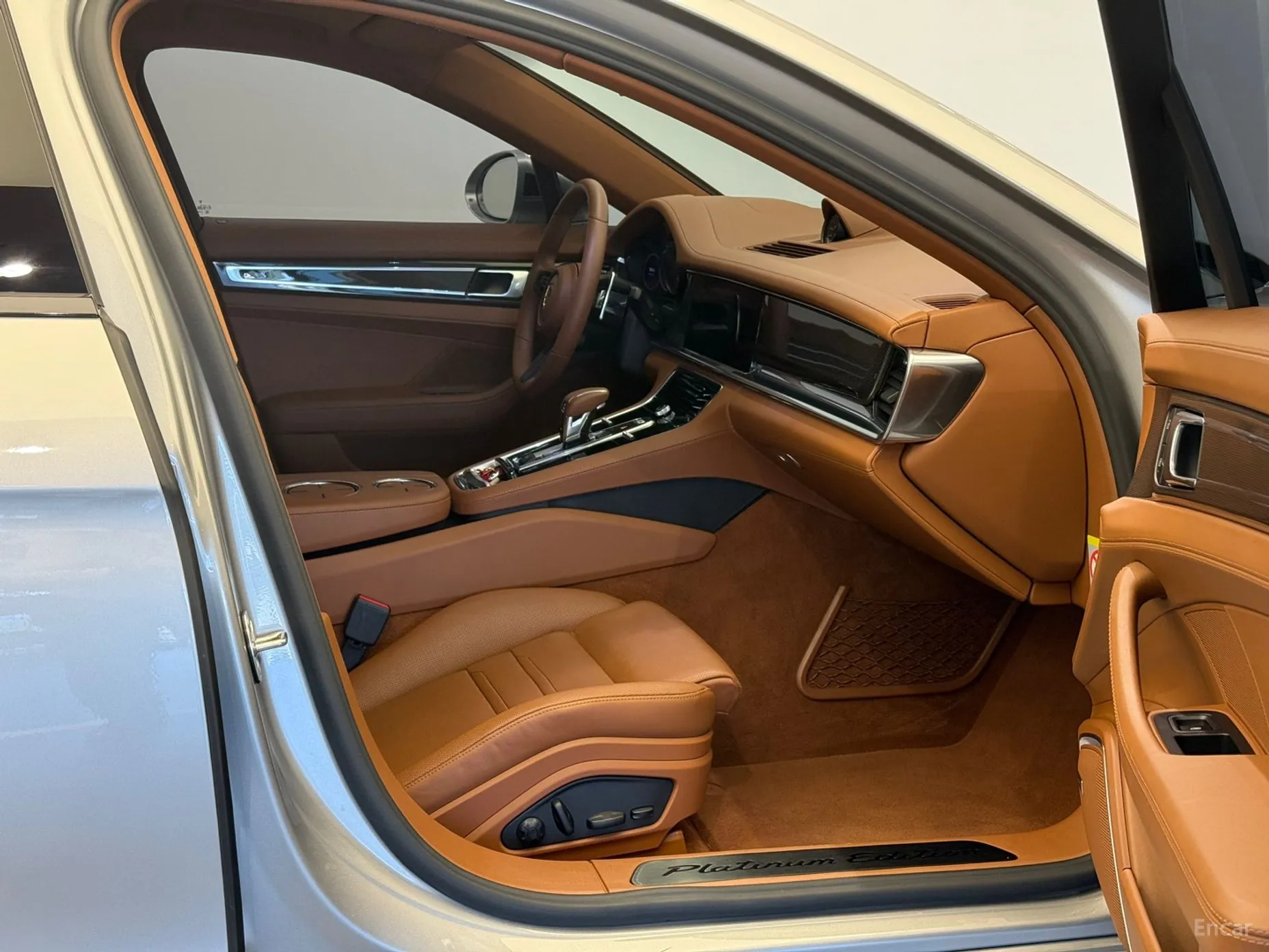 Porsche Panamera (971) превью 4