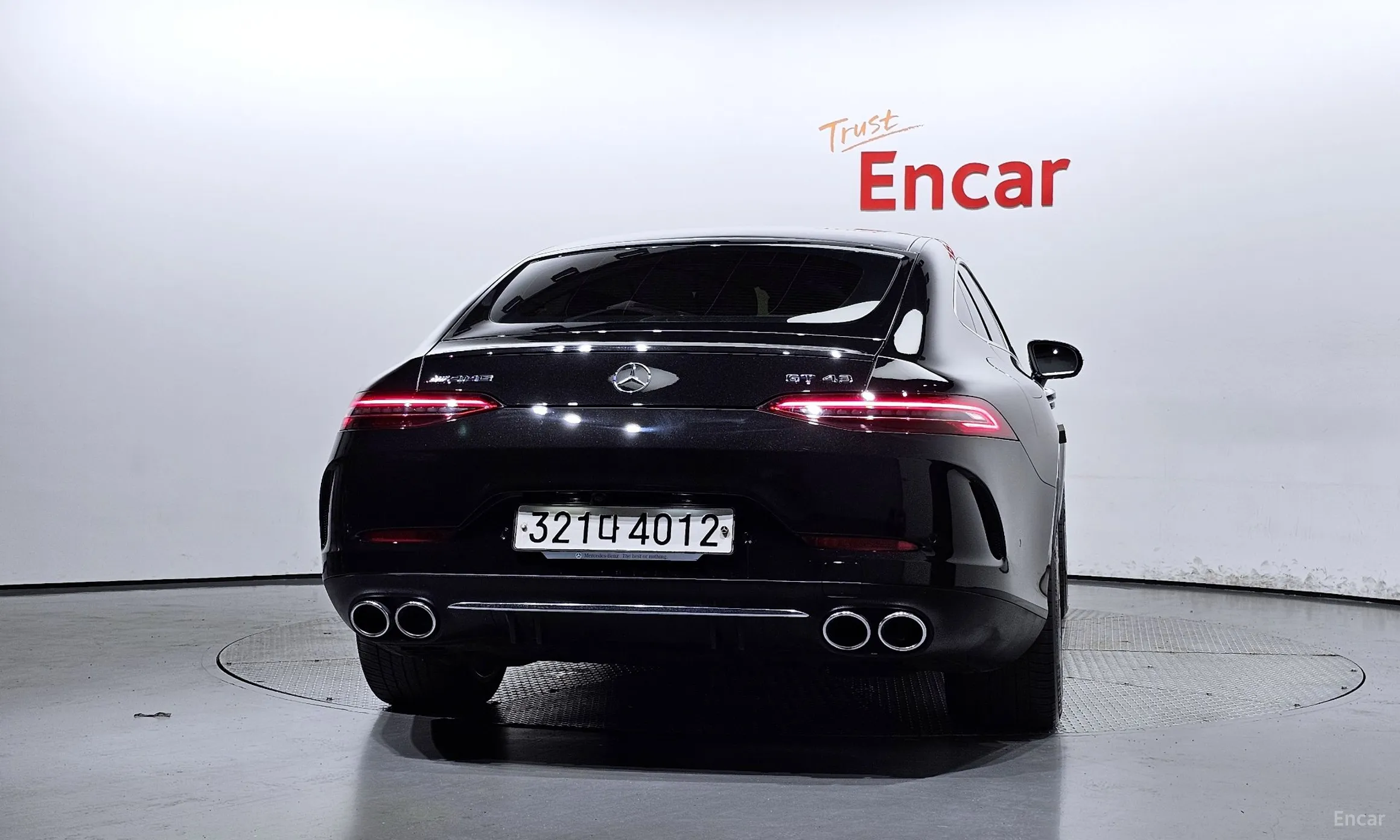 Mercedes Benz AMG GT превью 3