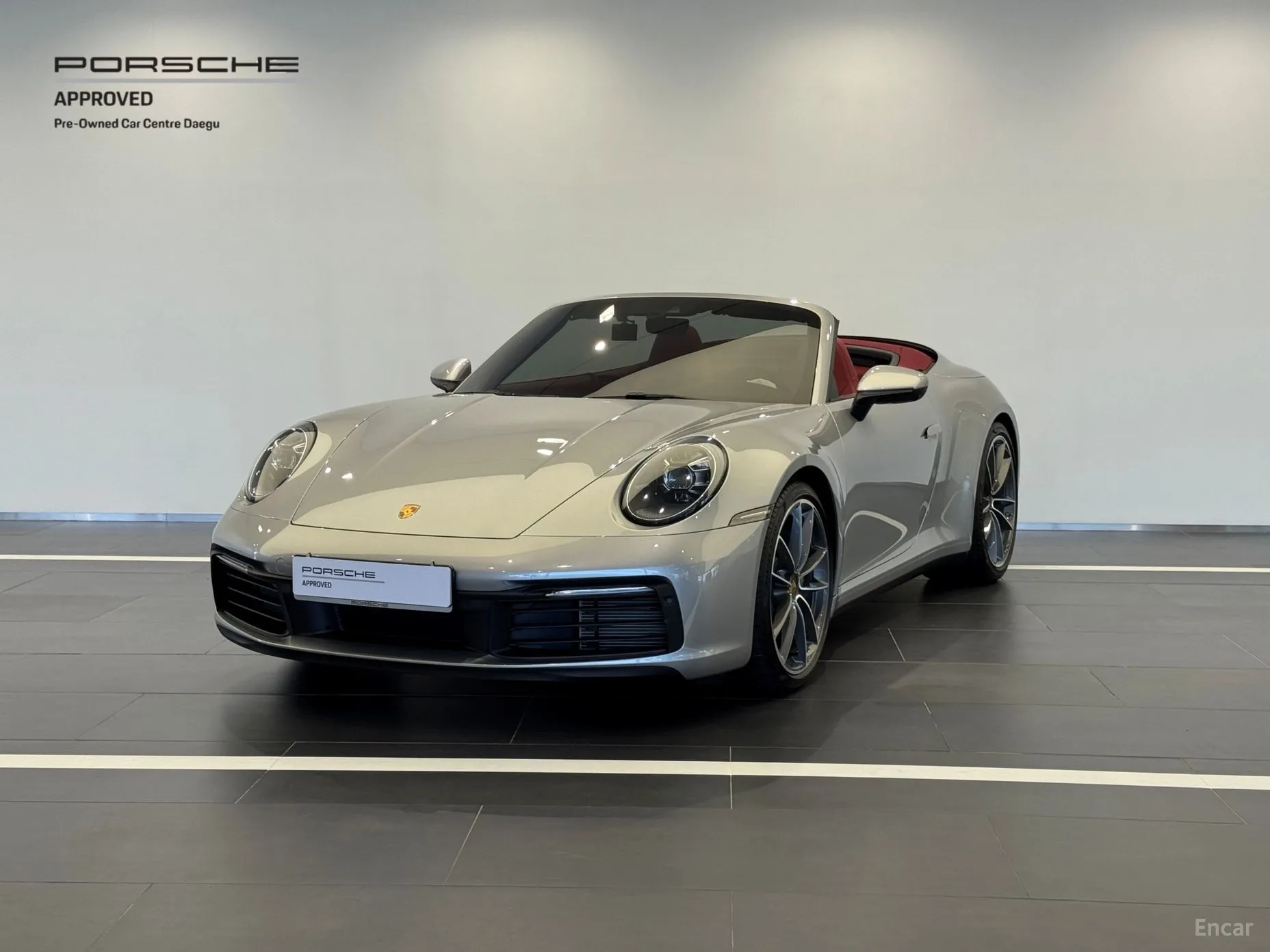 Porsche 911 (992)