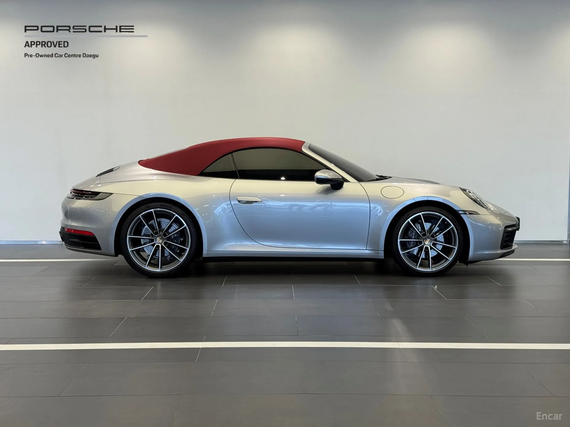 Porsche 911 (992)