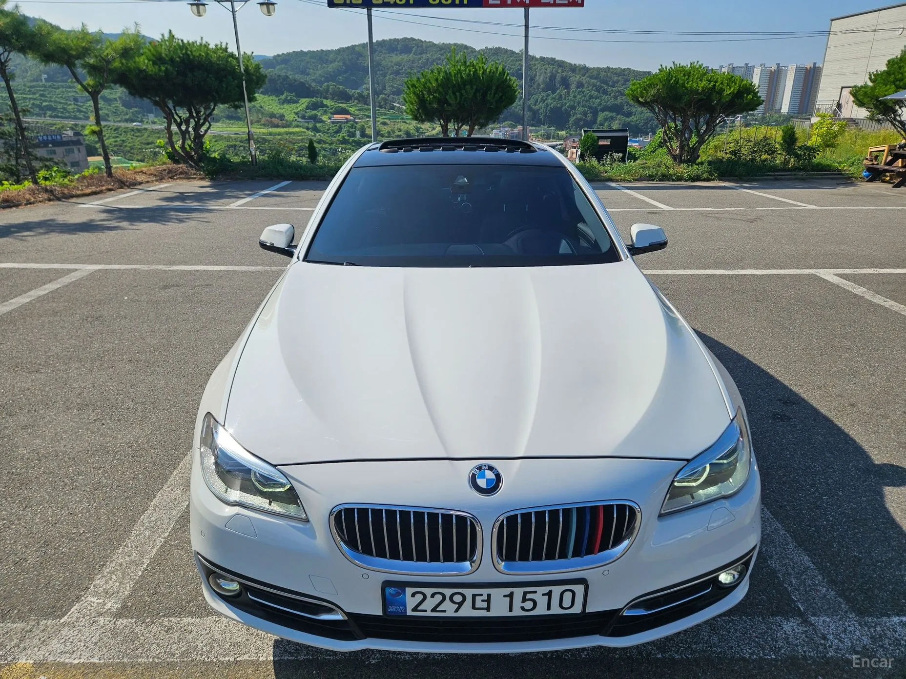 BMW 5 Series (F10) превью 2