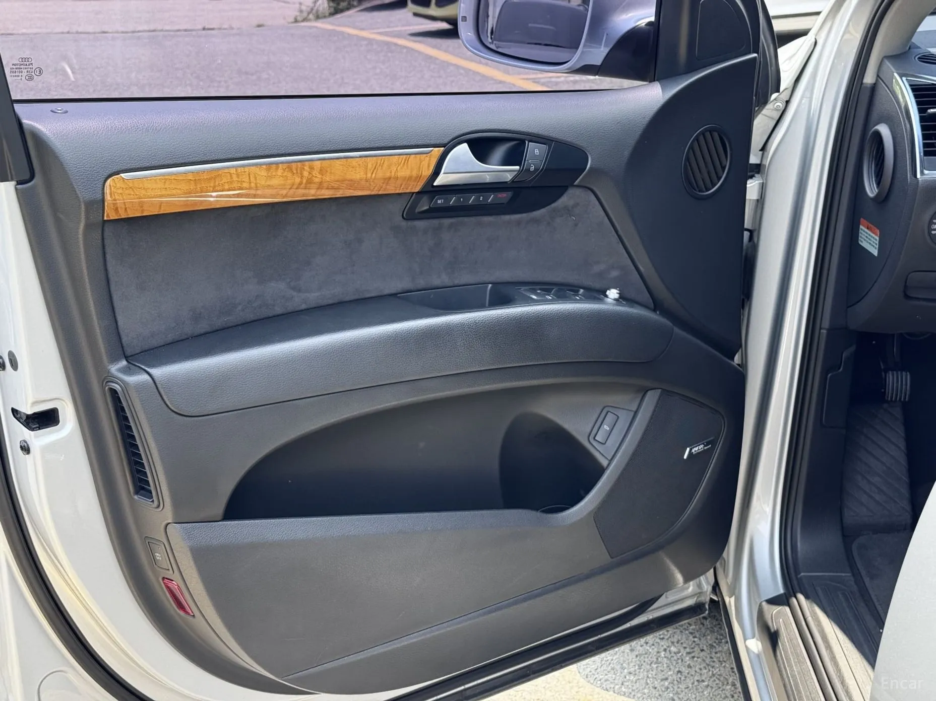 Audi Q7 превью 3