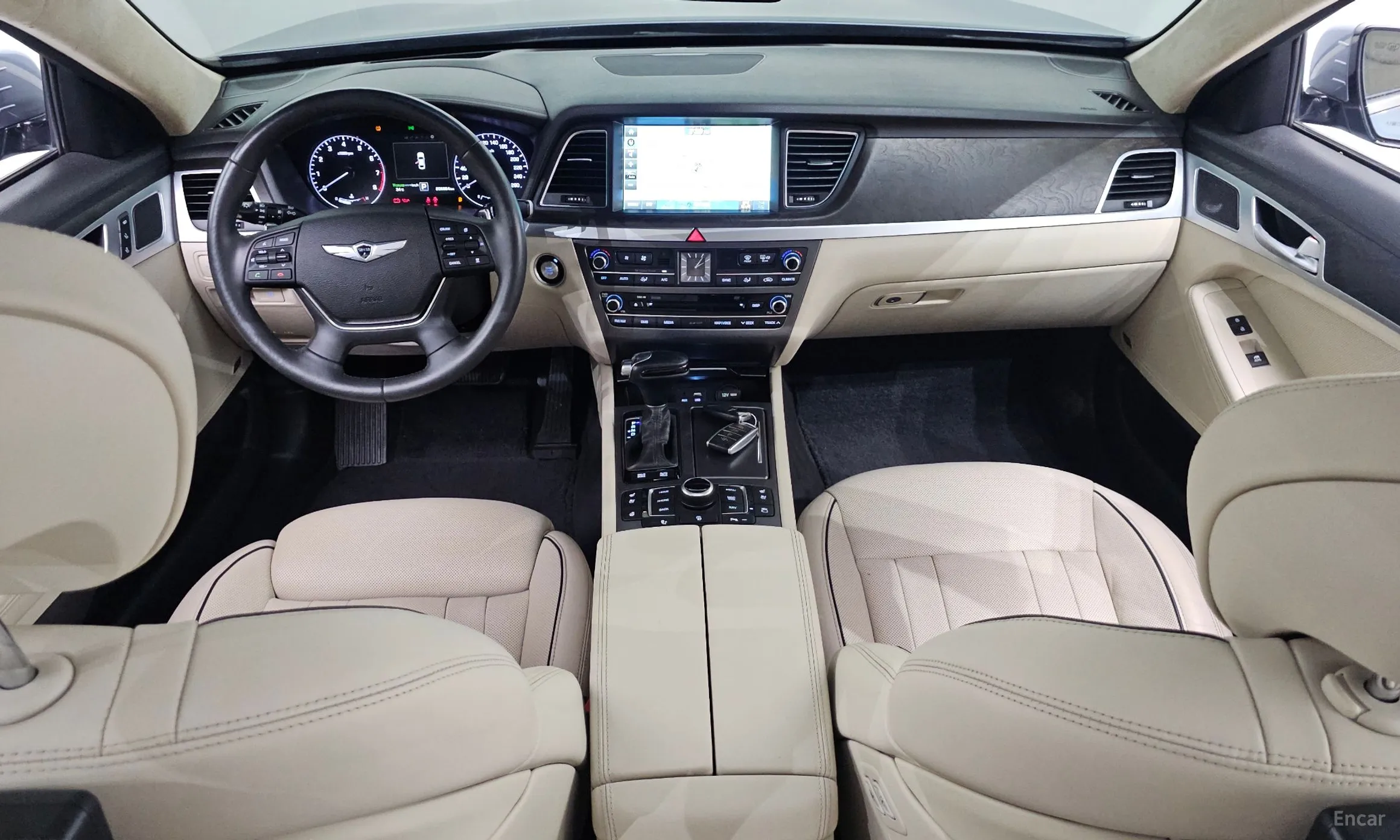 Hyundai Genesis DH превью 4