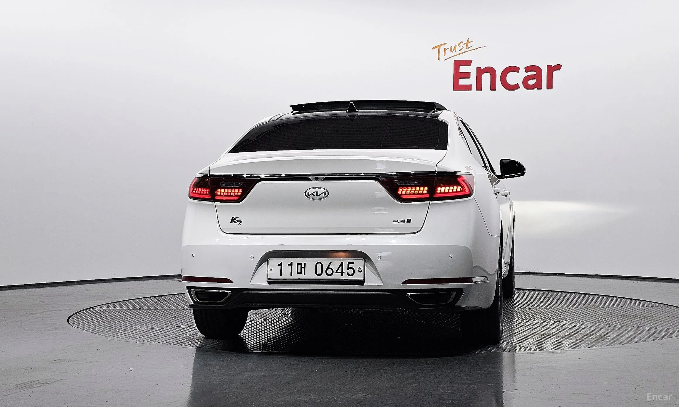 Kia K7 превью 3