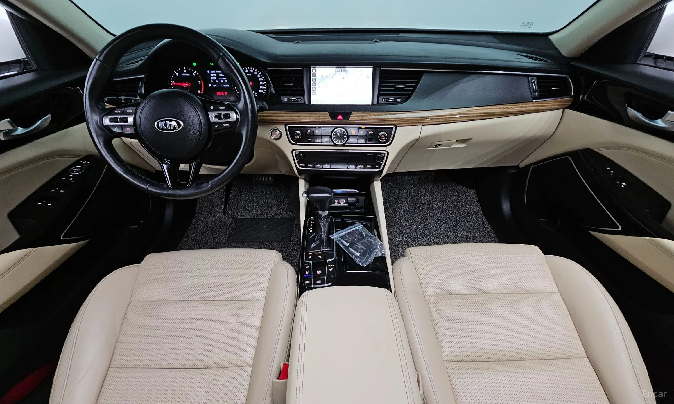 Kia K7 превью 4