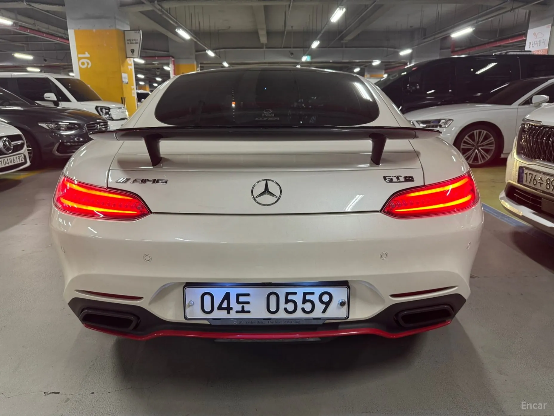 Mercedes Benz AMG GT