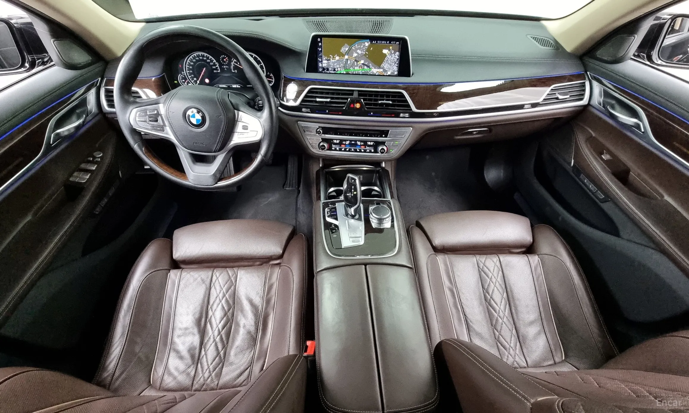 BMW 7 Series (G11) превью 4