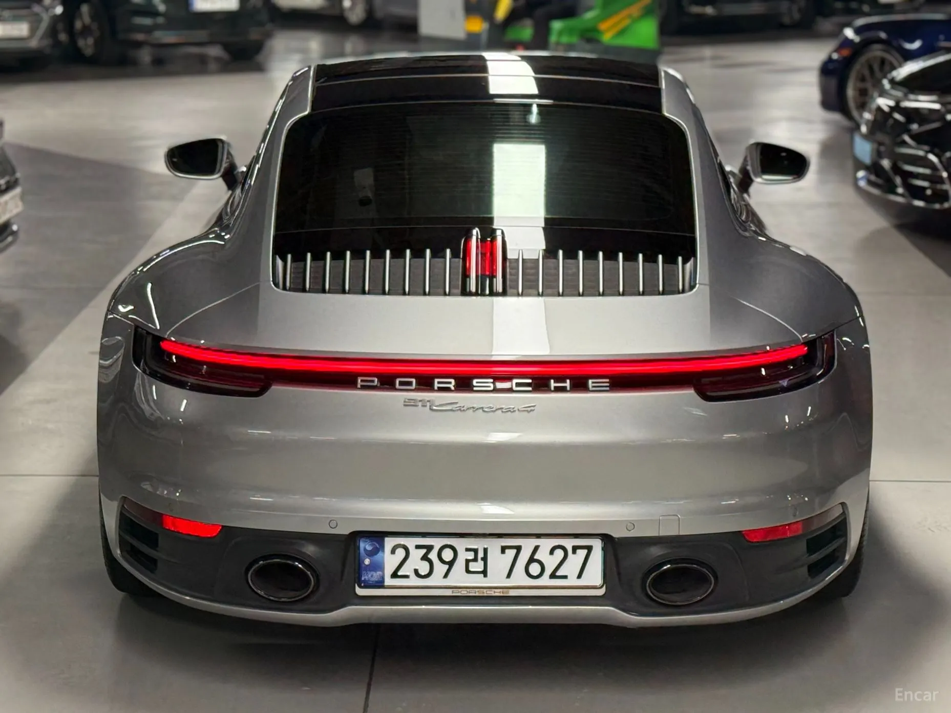 Porsche 911 (992) превью 3