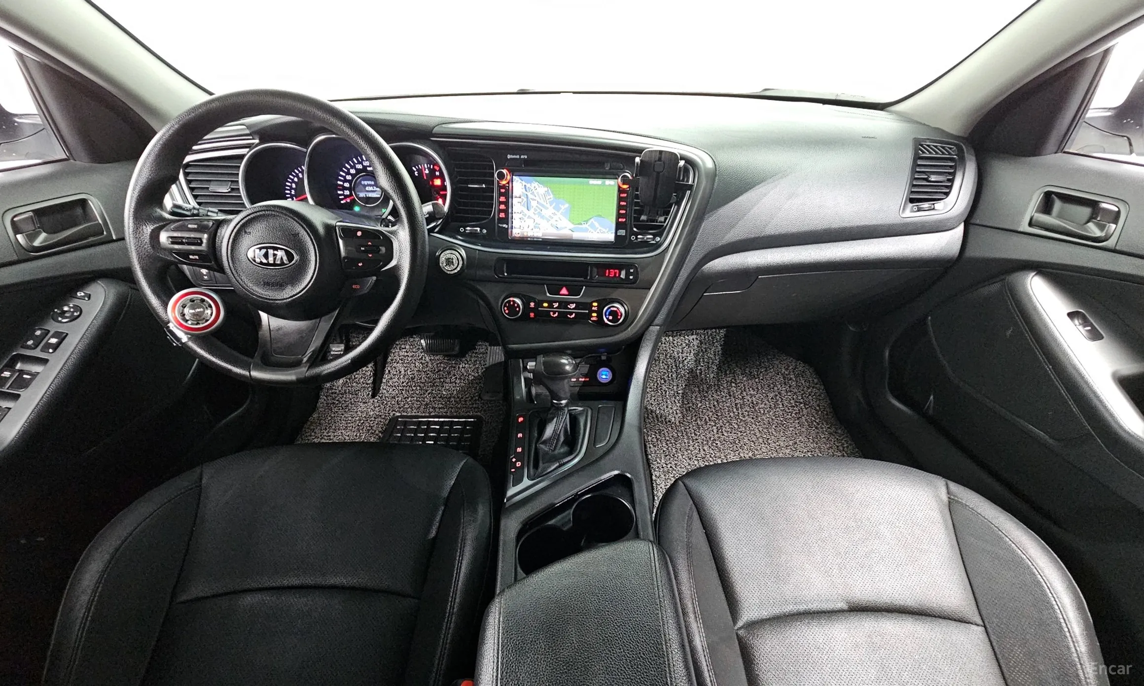 Kia K5 превью 4