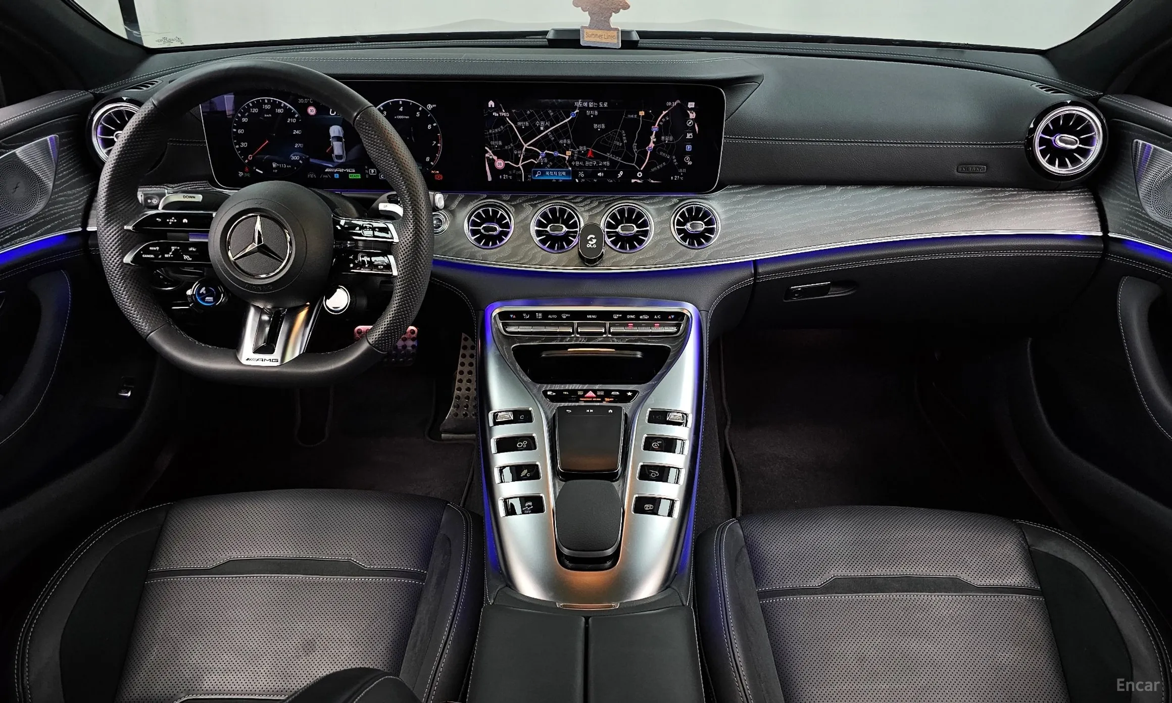 Mercedes Benz AMG GT превью 4